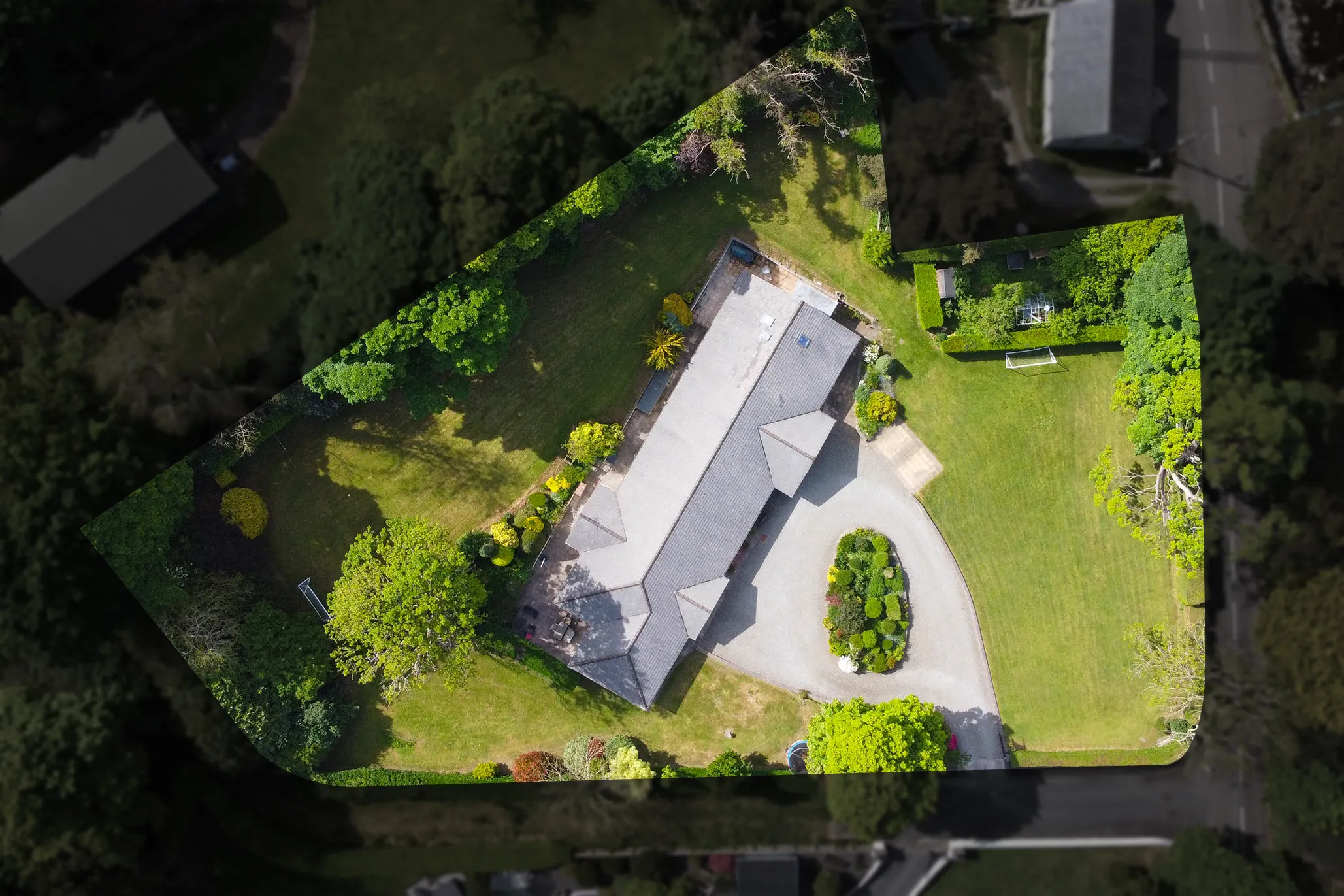Ambleside, Glen Auldyn, Ramsey. - Photo 4 of 34