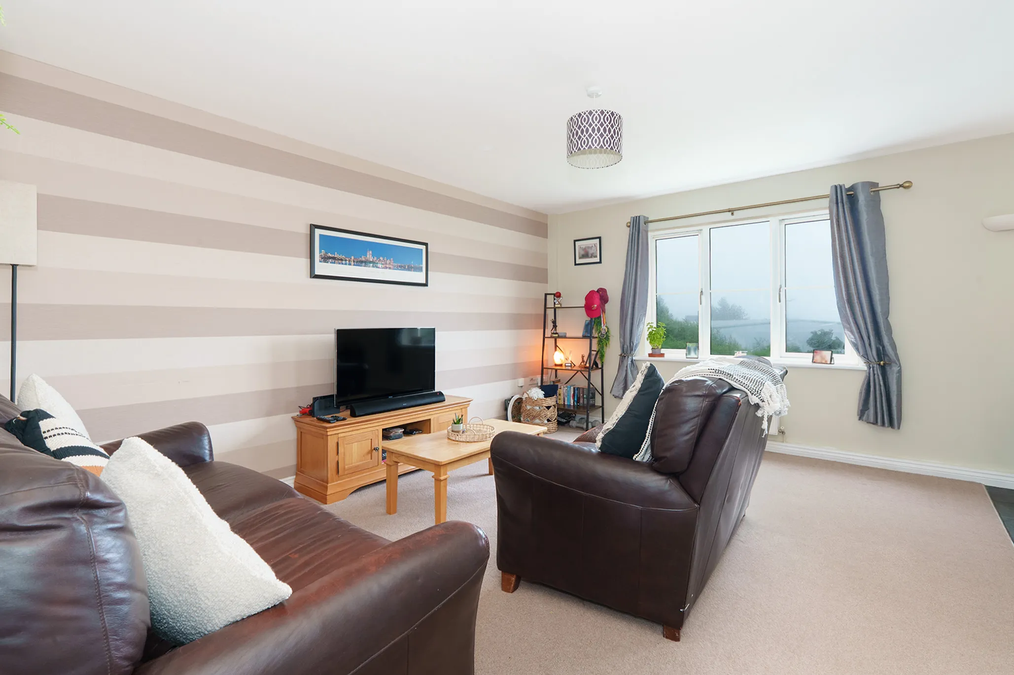 14 Ballacottier Meadow, Douglas. - Photo 2 of 13