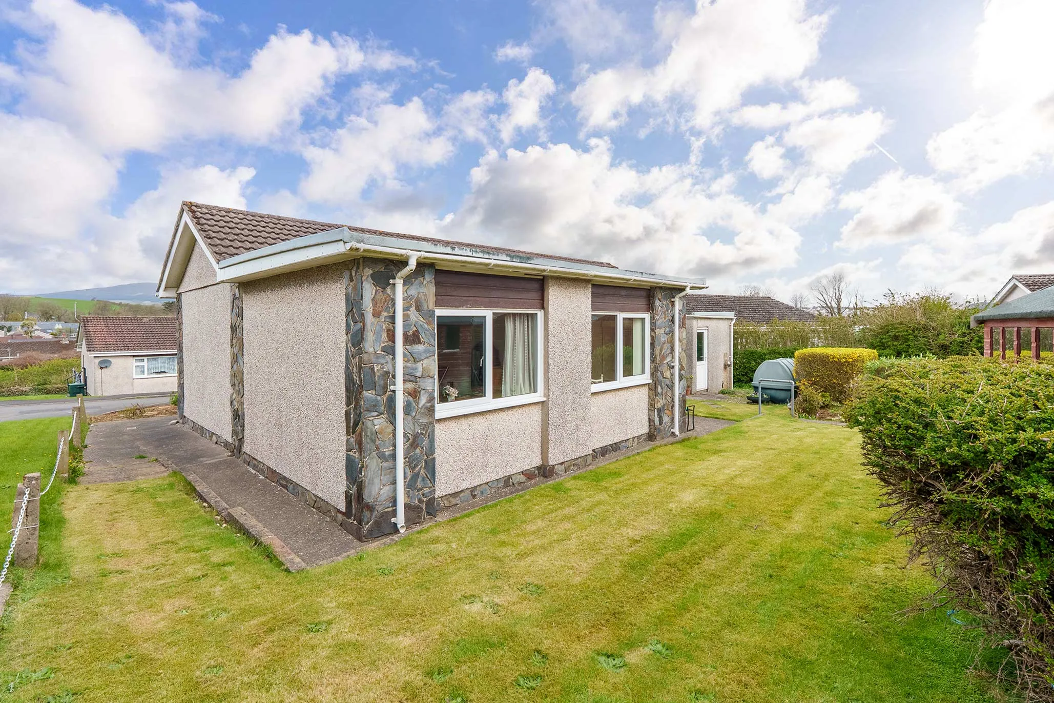 13 Meadow Court, Ballasalla. - Photo 3 of 21