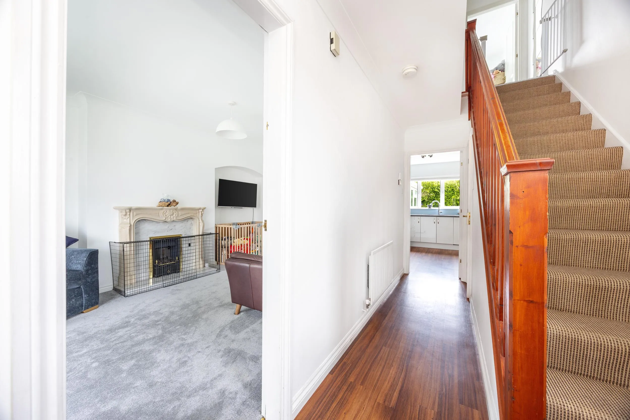 7 The Crofts, Glen Vine. - Photo 5 of 27