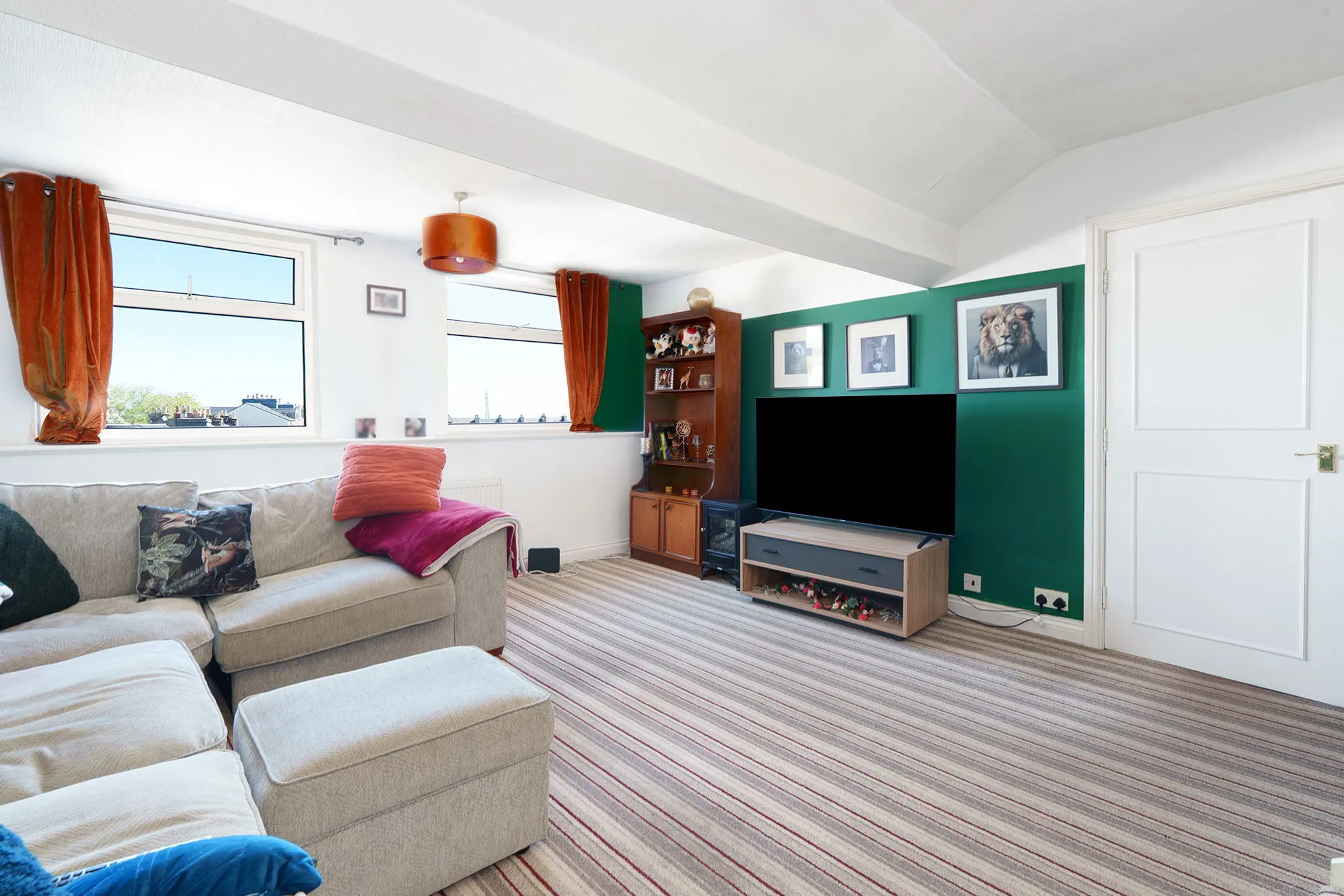 Apartment 4, 11 Mount Bradda, Douglas. - Photo 3 of 17