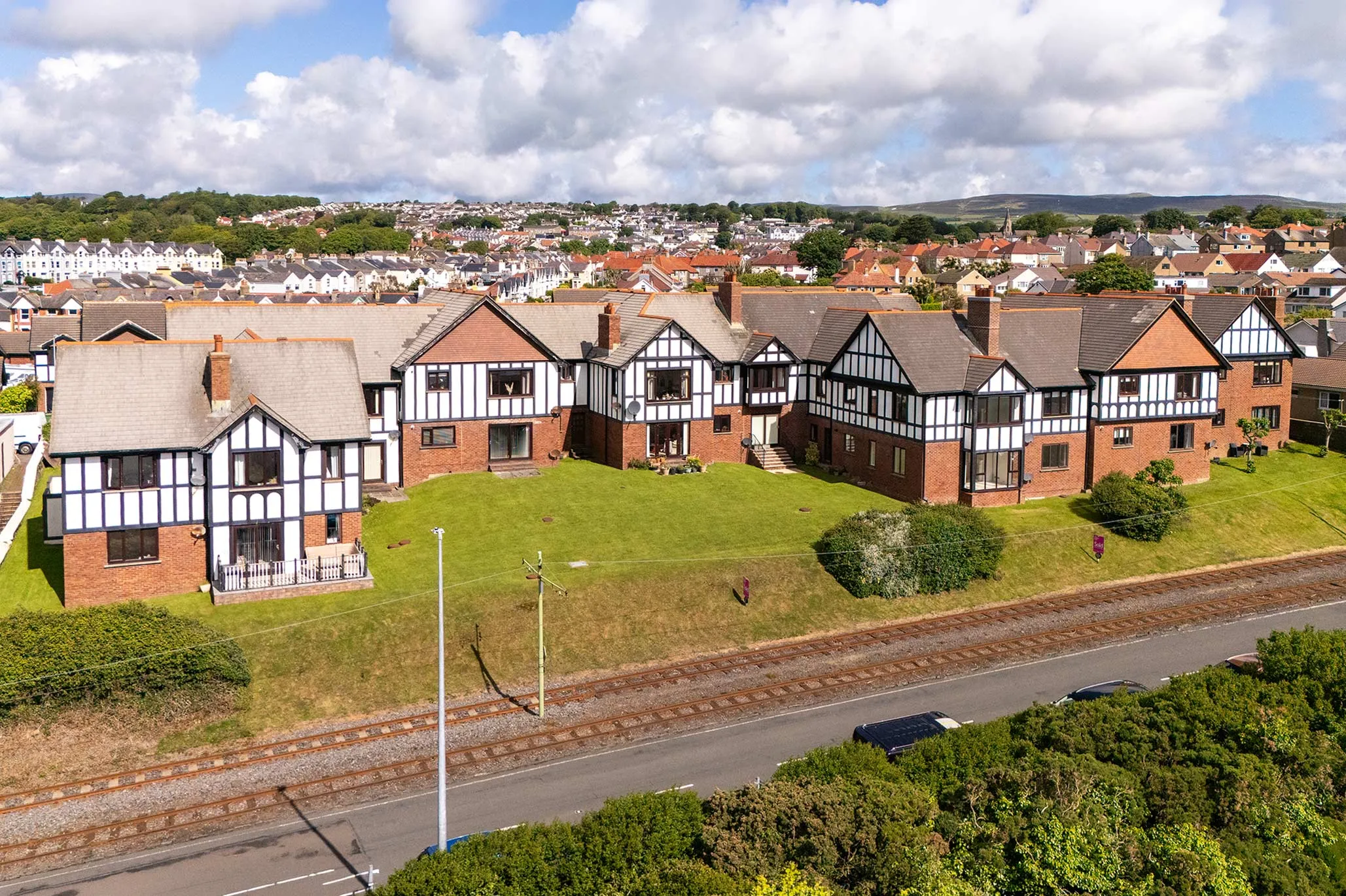 11 Douglas Bay Apartments, King Edward Close, Onchan, Douglas. - Photo 1 of 26