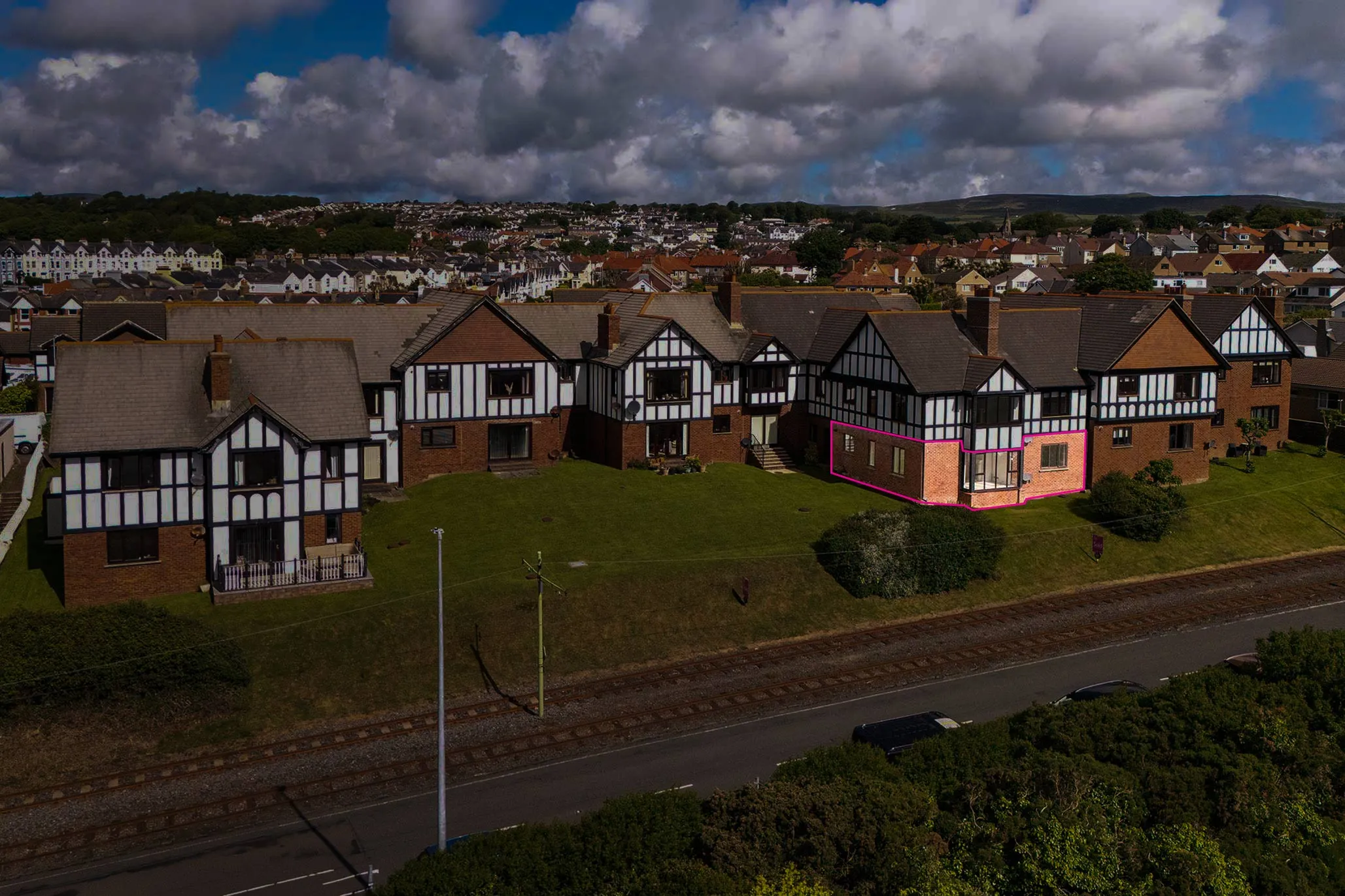 11 Douglas Bay Apartments, King Edward Close, Onchan, Douglas. - Photo 2 of 26