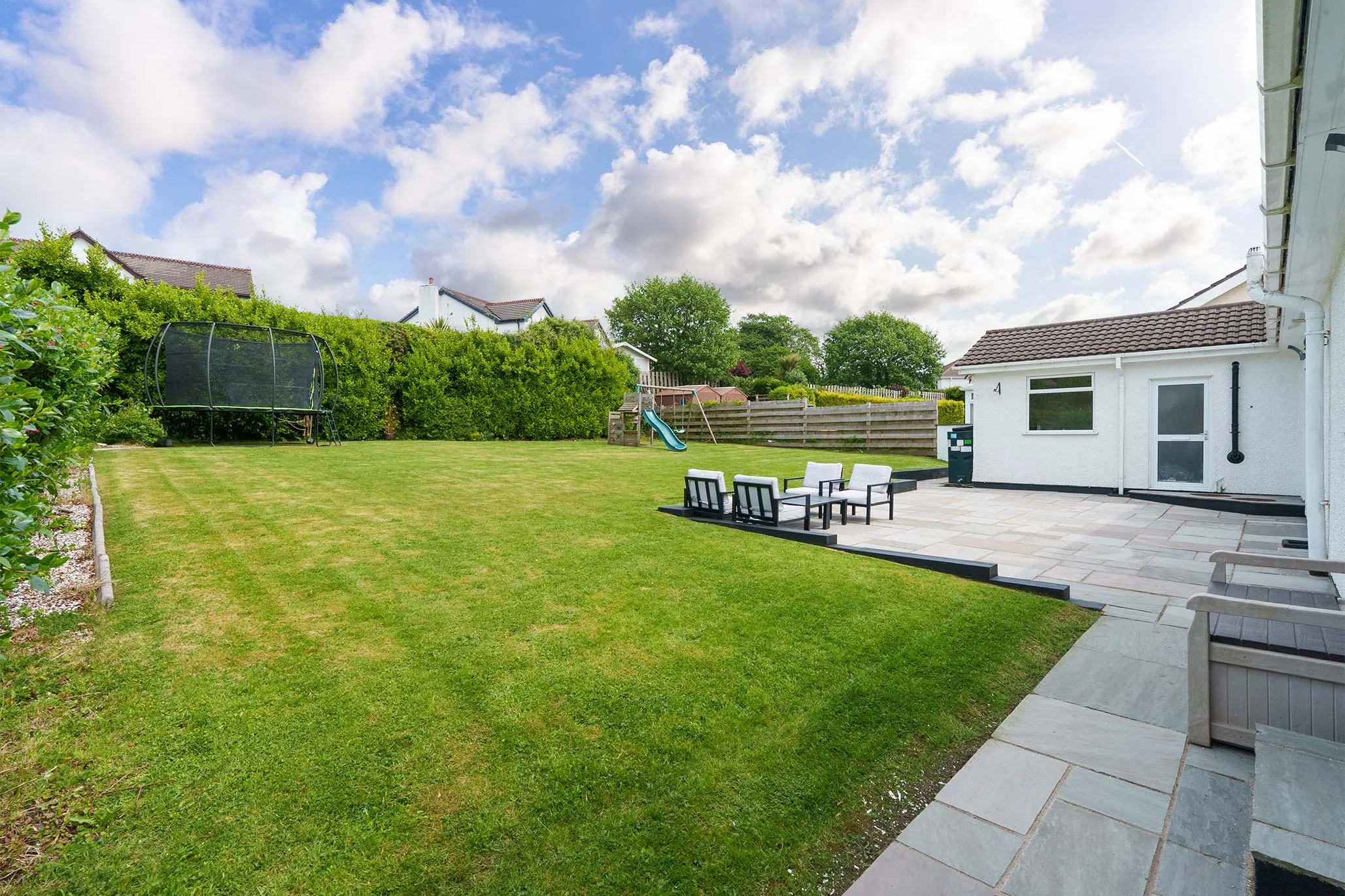 10 King Orry Road, Glen Vine. - Photo 2 of 21