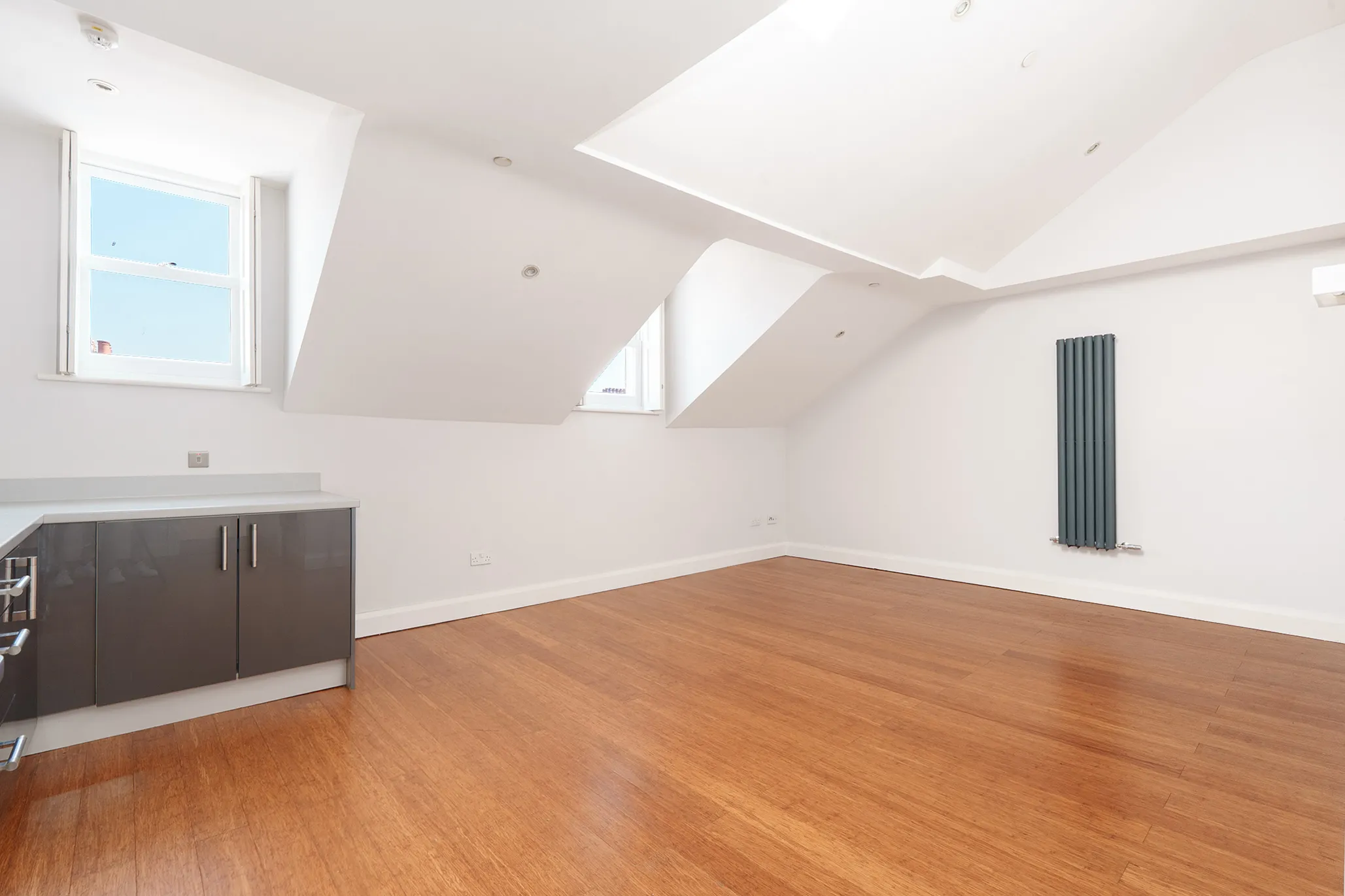 Flat 4, Norley , 3 Mona Drive , Douglas. - Photo 3 of 14