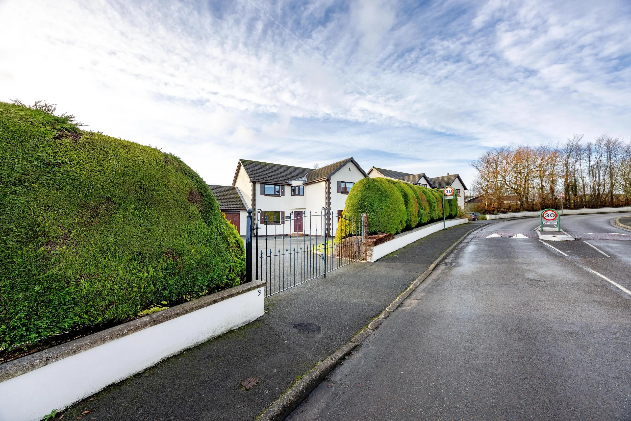 Highview, 3 Meadow Crescent, Douglas. - Photo 2 of 32