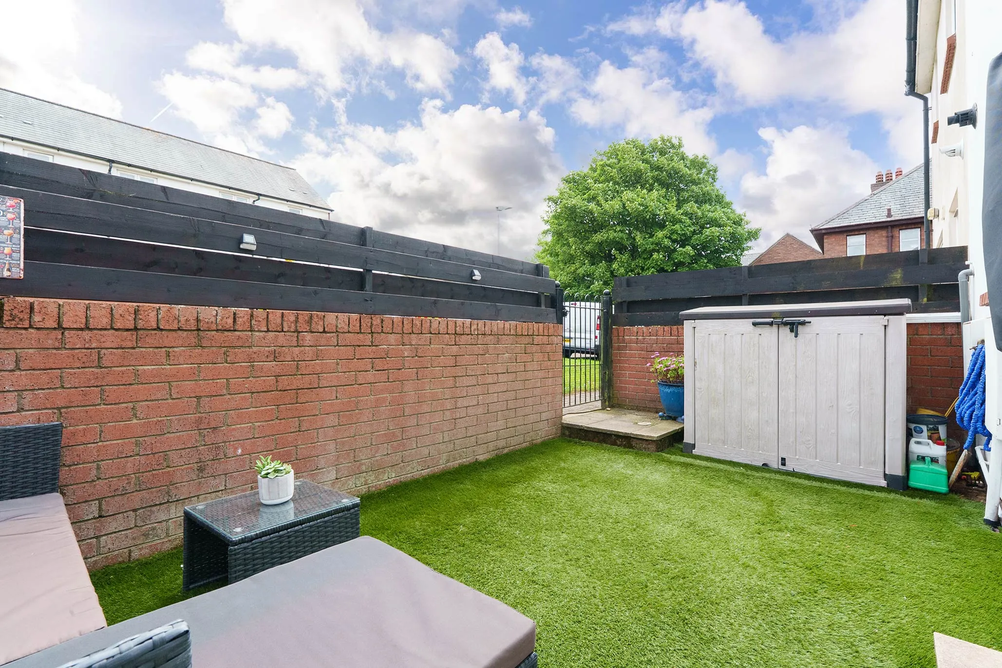 13 Fenella Court, Douglas. - Photo 2 of 18