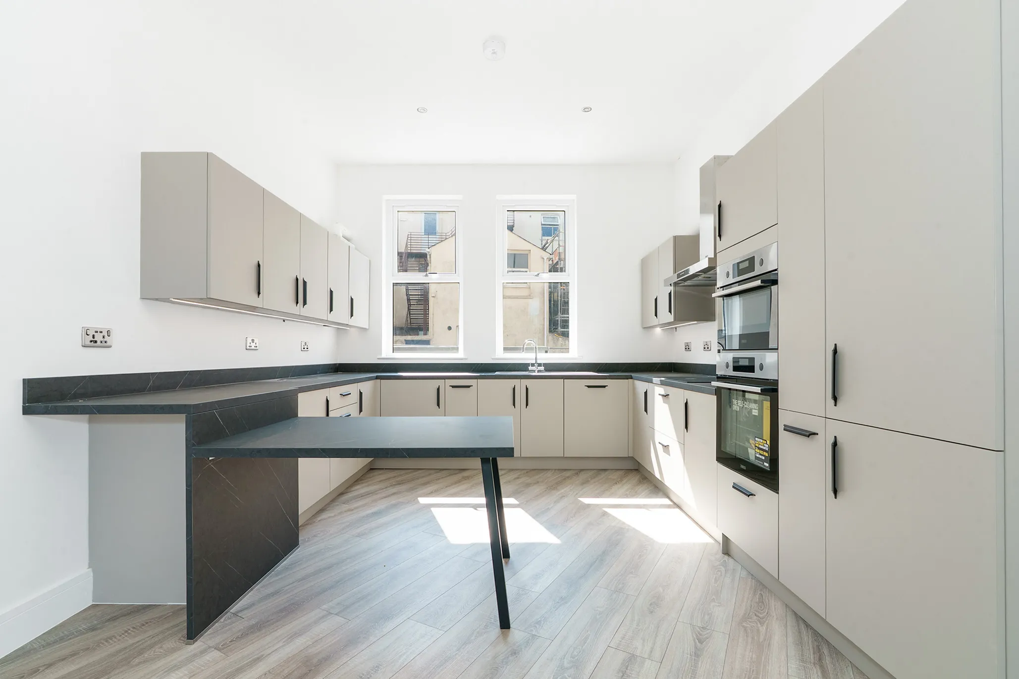 3 Crellins Court, Grosvenor Road, Douglas. - Photo 5 of 5