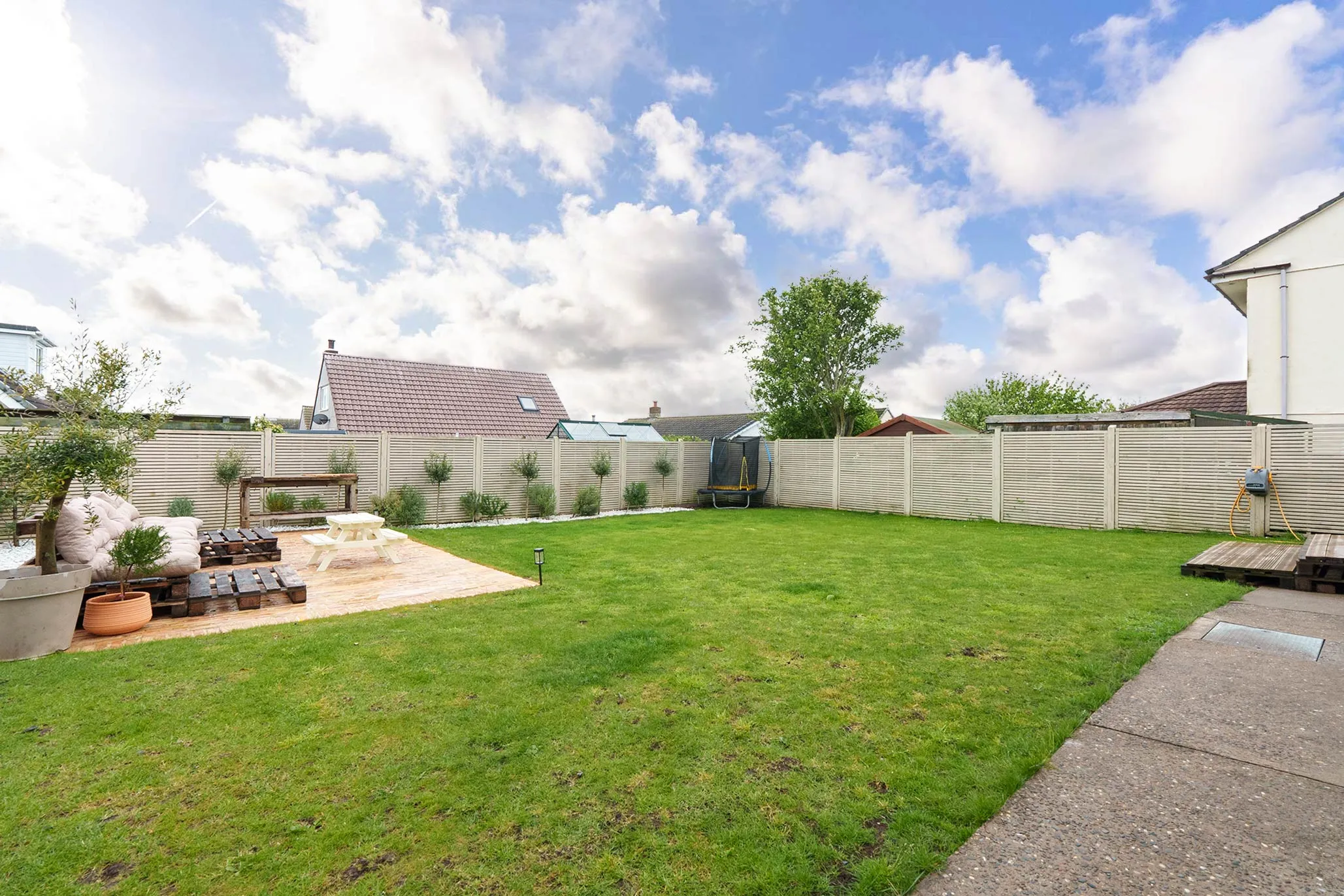 10 Ramsey Road, Peel. - Photo 3 of 28
