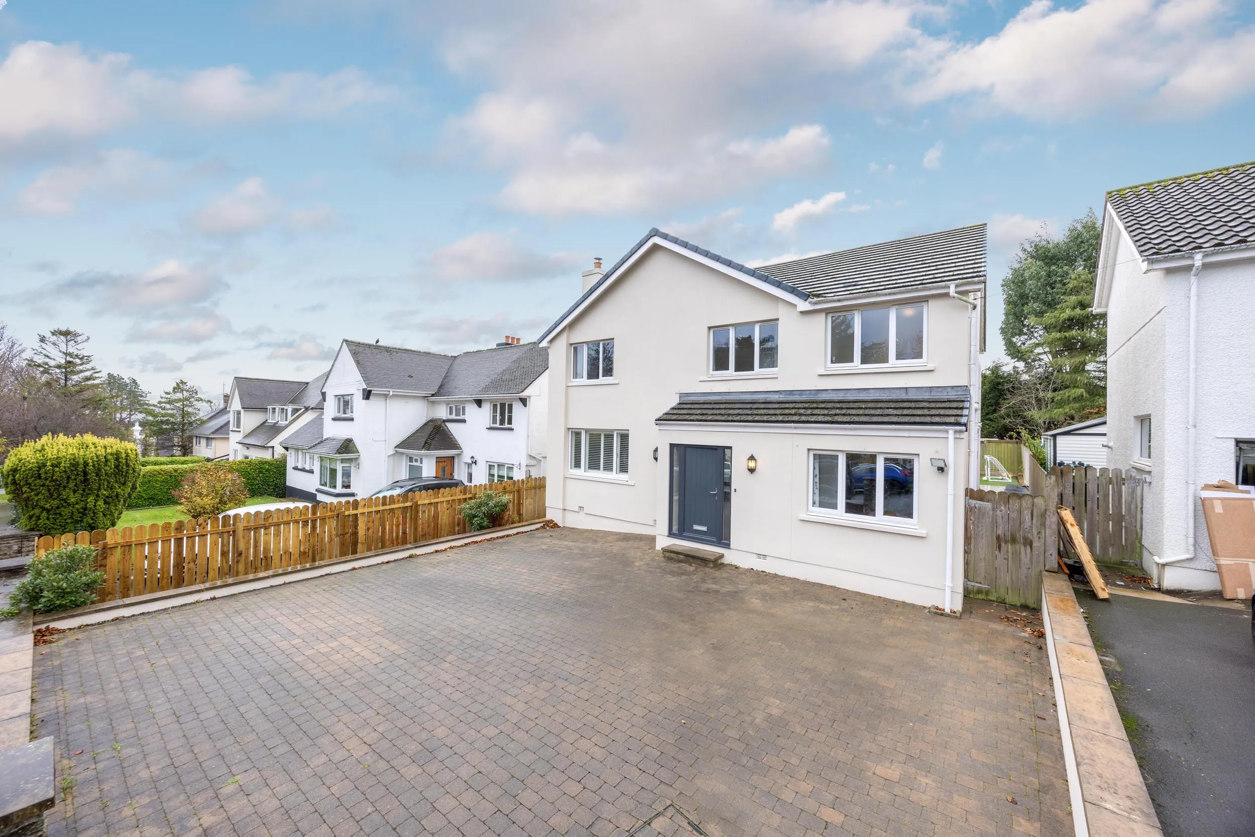 11 Third Avenue, Douglas. - Photo 1 of 34