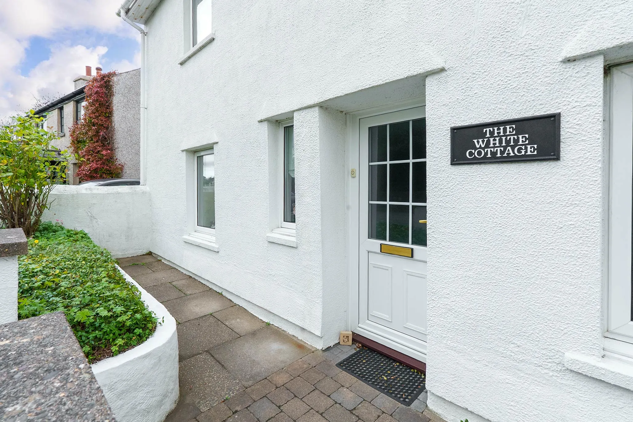 The White Cottage, Main Road, Colby. - Photo 3 of 20