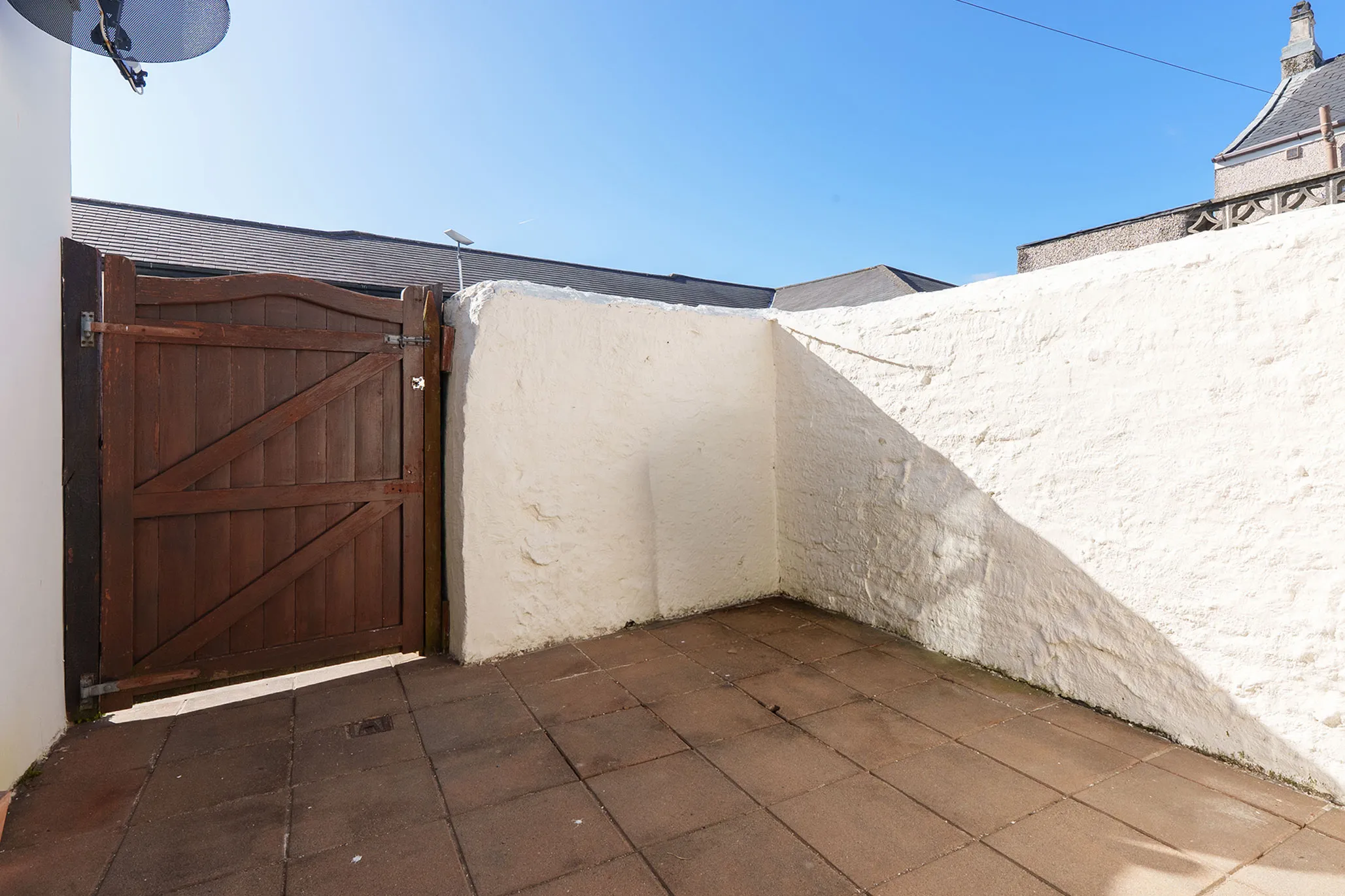 2 Nursery Avenue, Onchan. - Photo 3 of 16