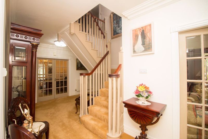 15 Queens Valley, Ramsey IM8 1NG. - Photo 3 of 44