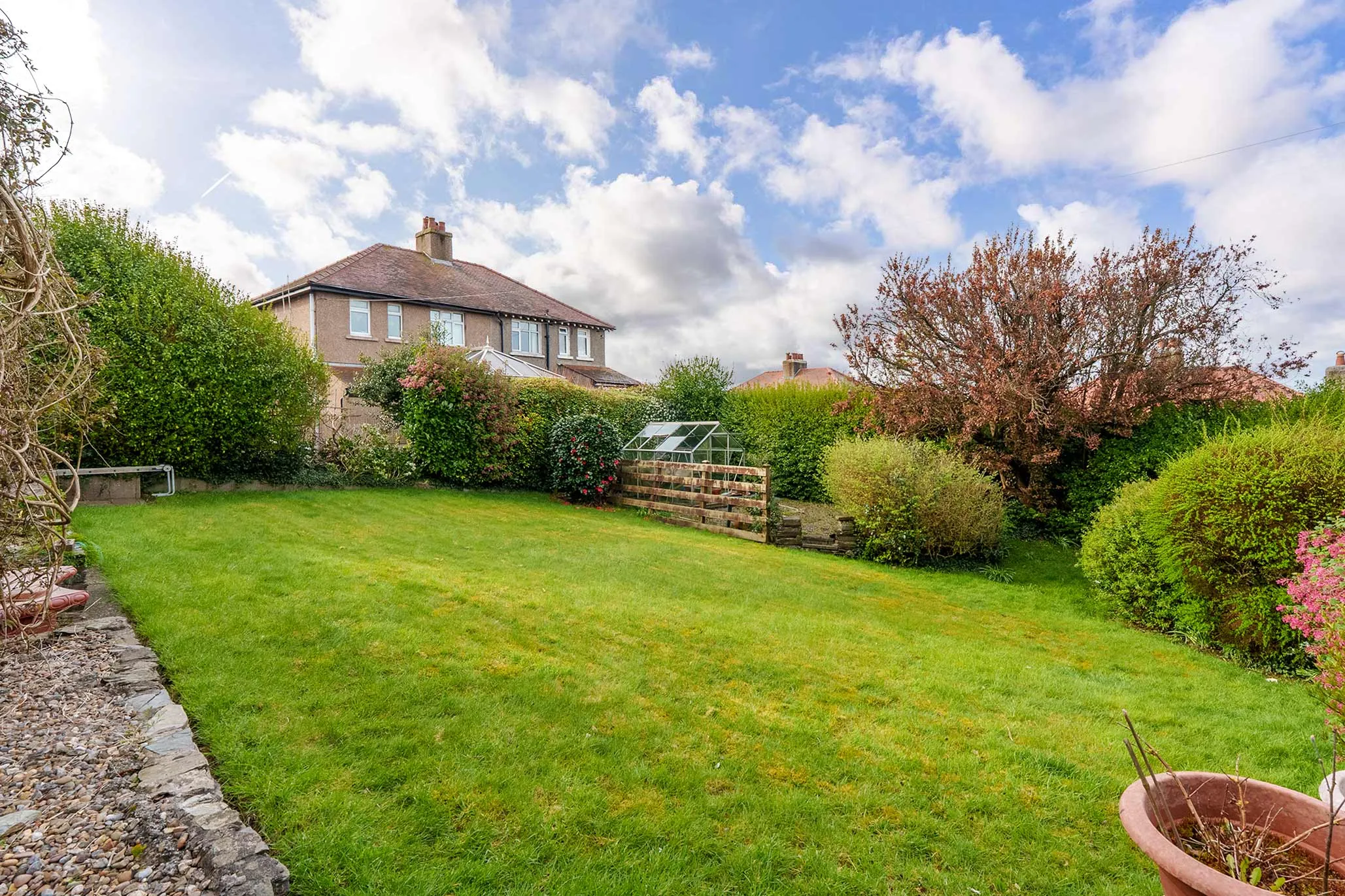 1 High View Road, Douglas. - Photo 3 of 24
