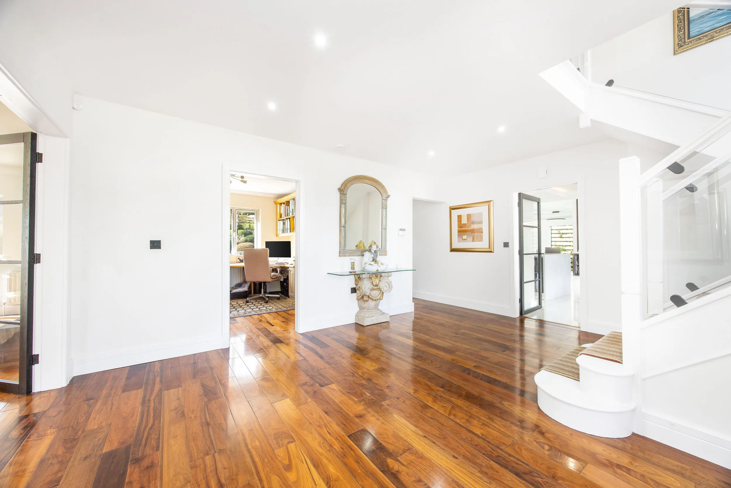 3 The Falls, Tromode Road, Douglas. - Photo 4 of 43