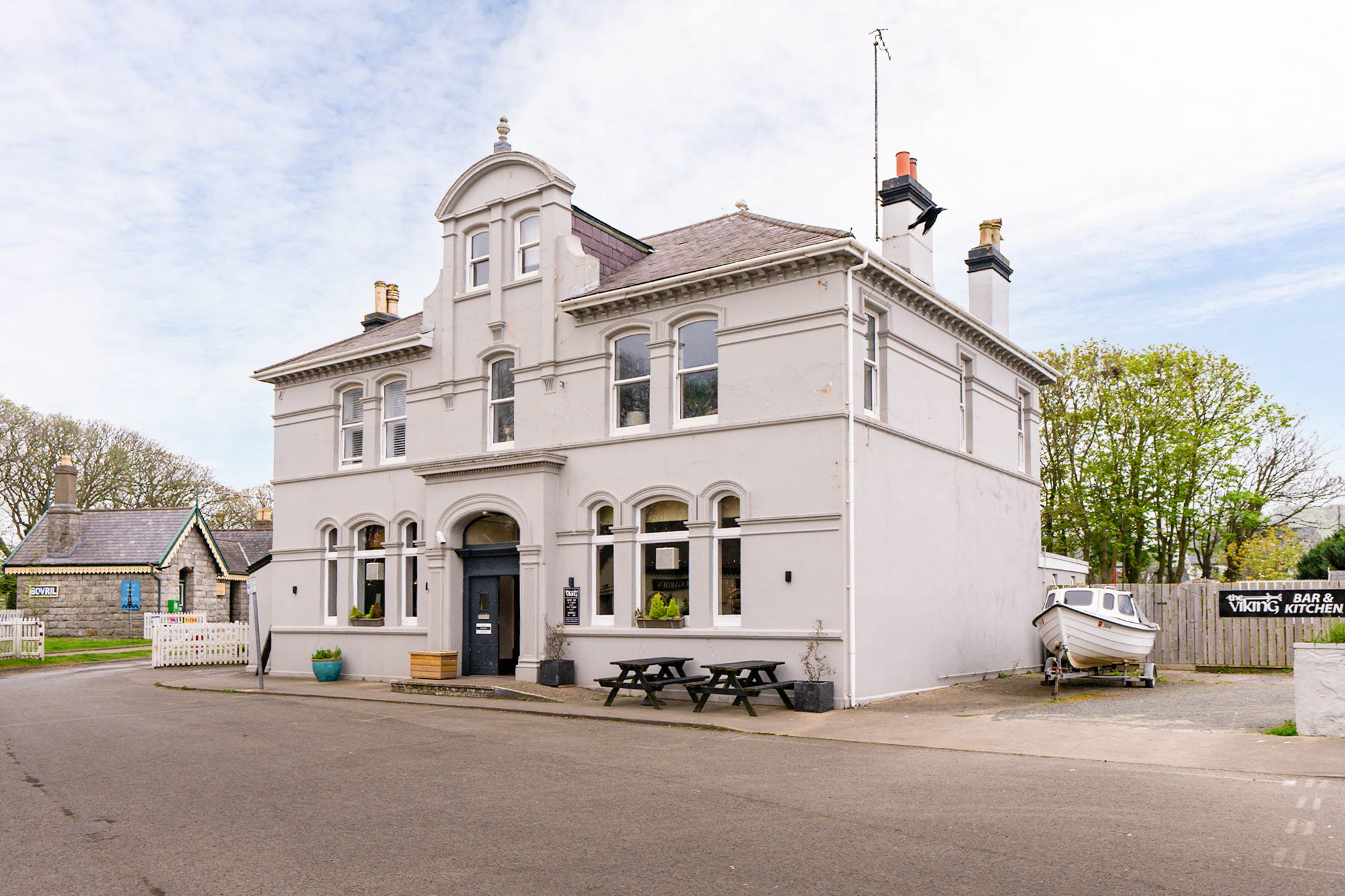 Viking Hotel, Station Road, Castletown. - Photo 1 of 24
