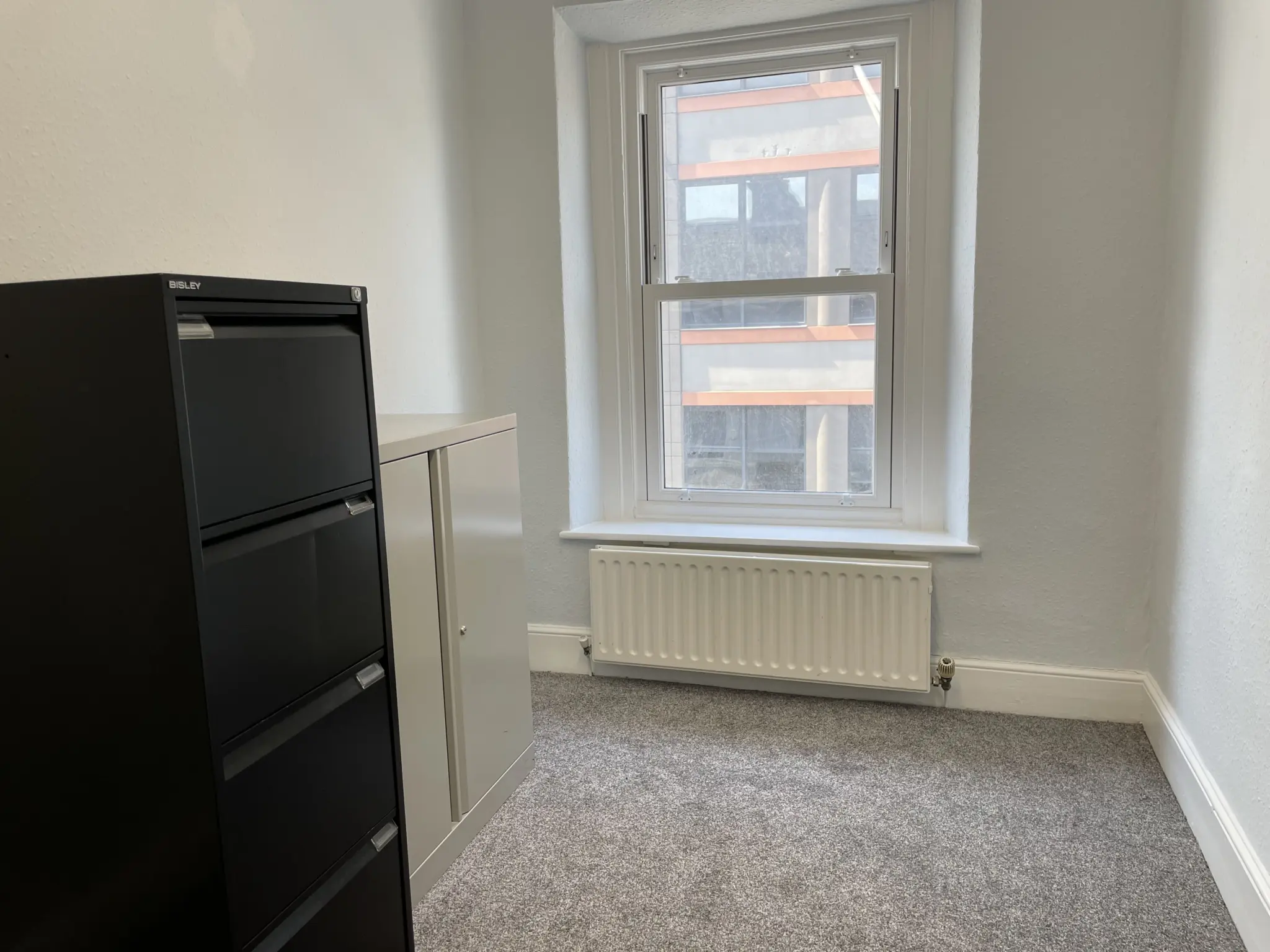 2nd & 3rd Floor Suites, 6 Hill Street, Douglas. - Photo 4 of 8
