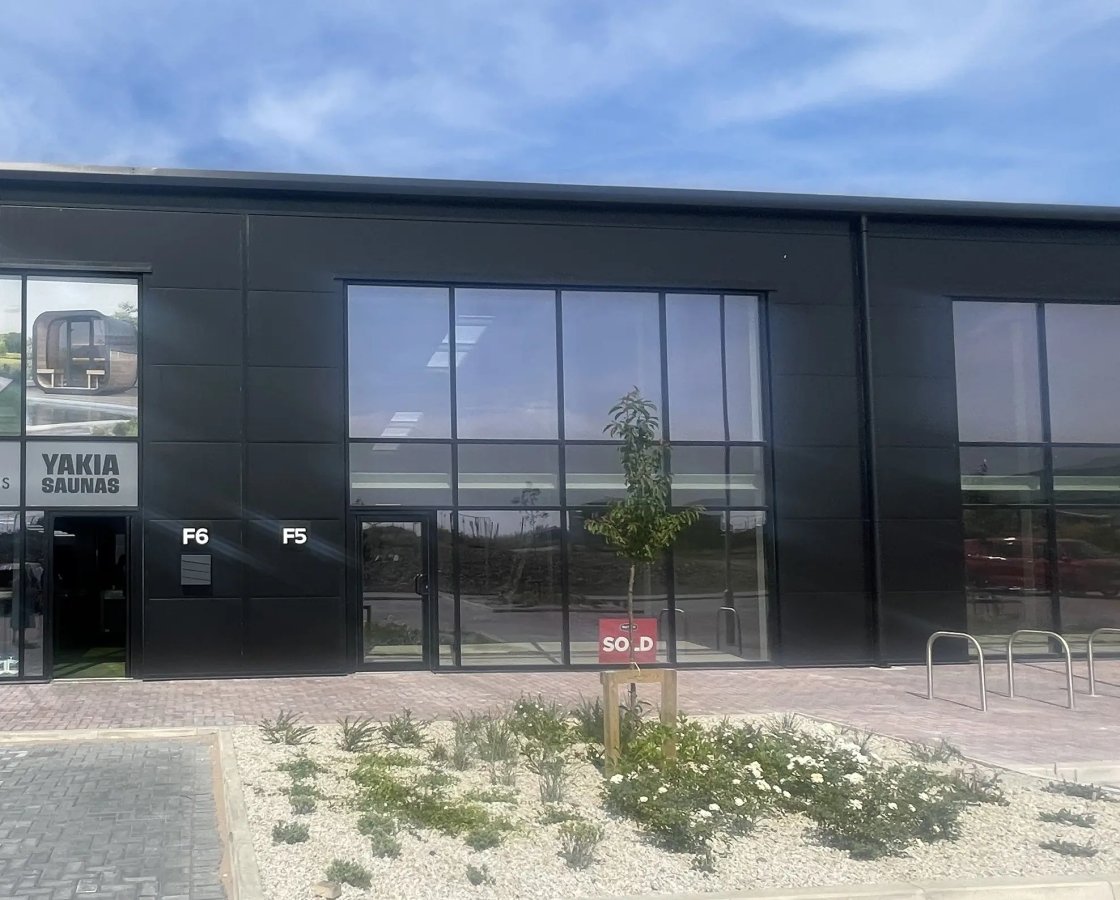 Unit F5, Eden Business Park, Braddan.