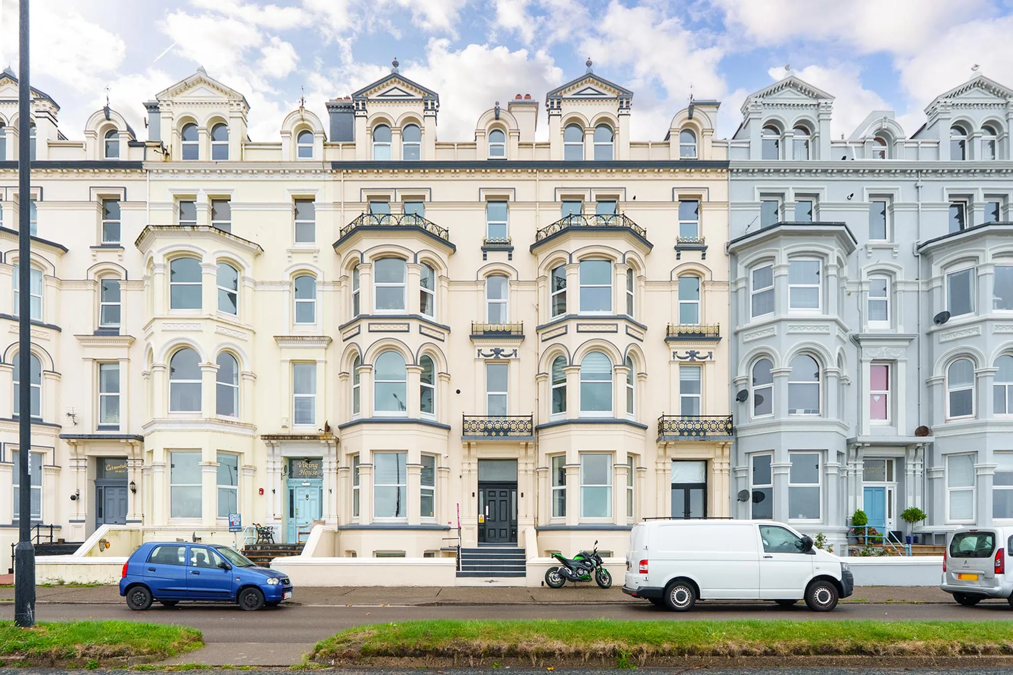 18 Antrim Apartments, Mooragh Promenade, Ramsey. - Photo 1 of 14