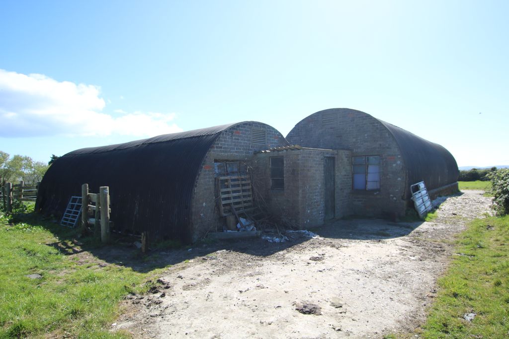 Wireless Station, Phildraw Road, Ballasalla IM9 3EH. - Photo 4 of 24