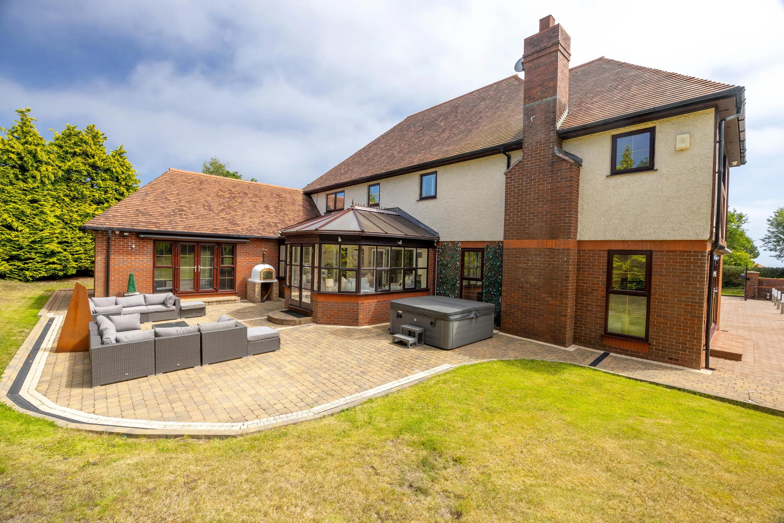 Birchwood, 15 Montreux Court, Douglas. - Photo 4 of 40