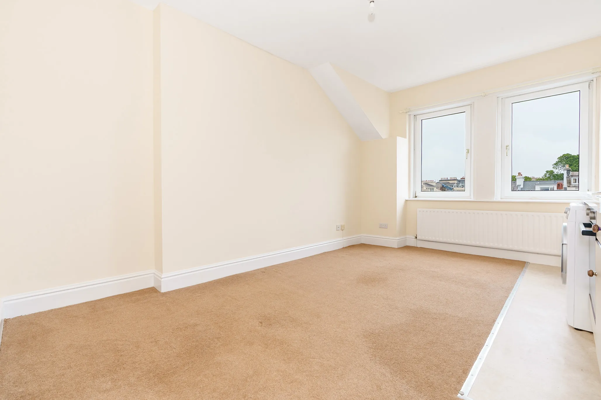 Flat 4, 12 Derby Road, Douglas. - Photo 2 of 9