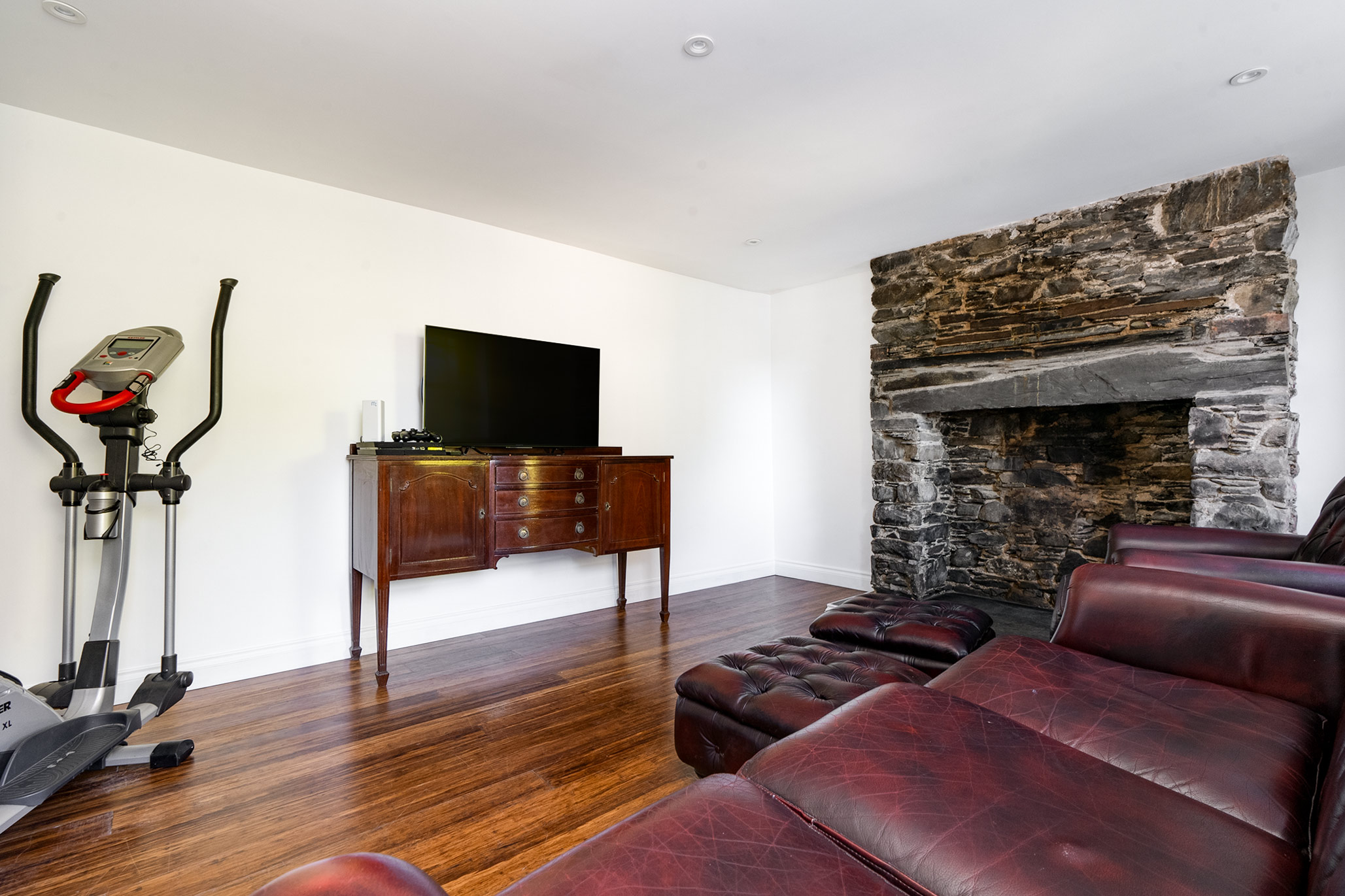 Windmill Cottage, Windmill Terrace, Kirk Michael. - Photo 3 of 12