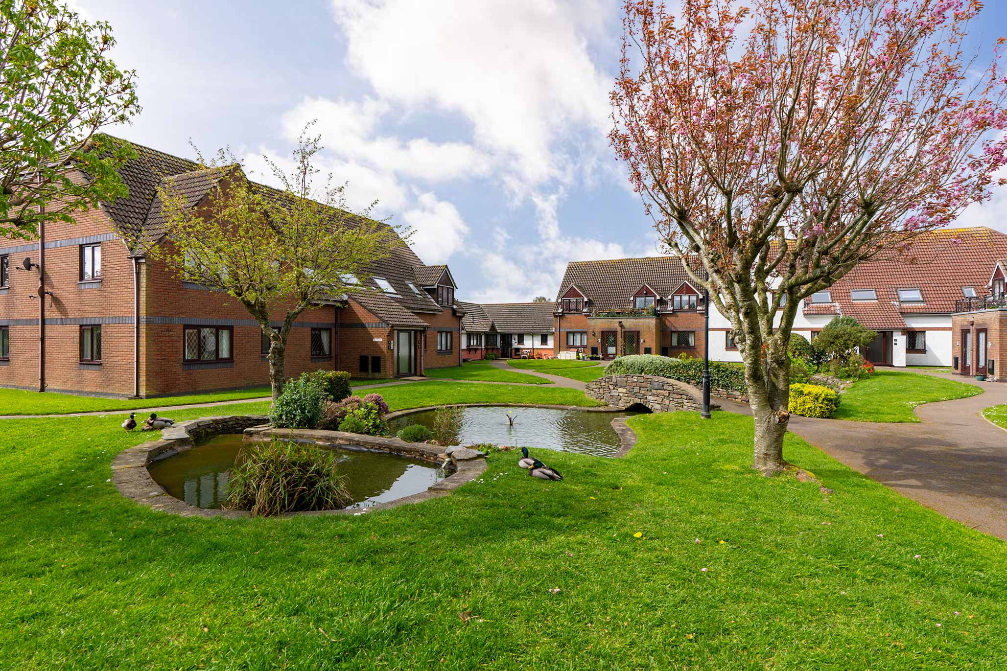 16 Godred Court, Kings Reach, Ramsey. - Photo 3 of 12
