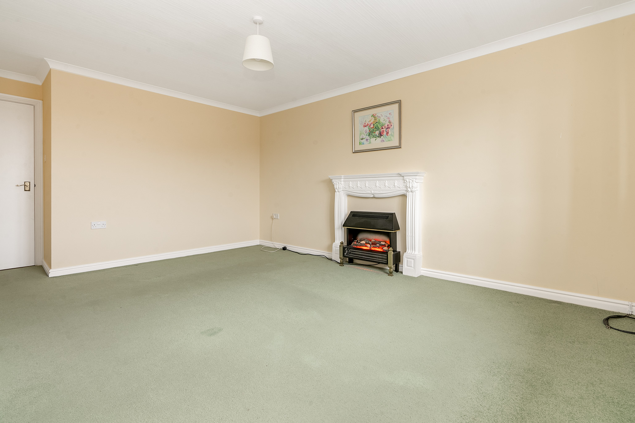 16 Godred Court, Kings Reach, Ramsey. - Photo 5 of 12