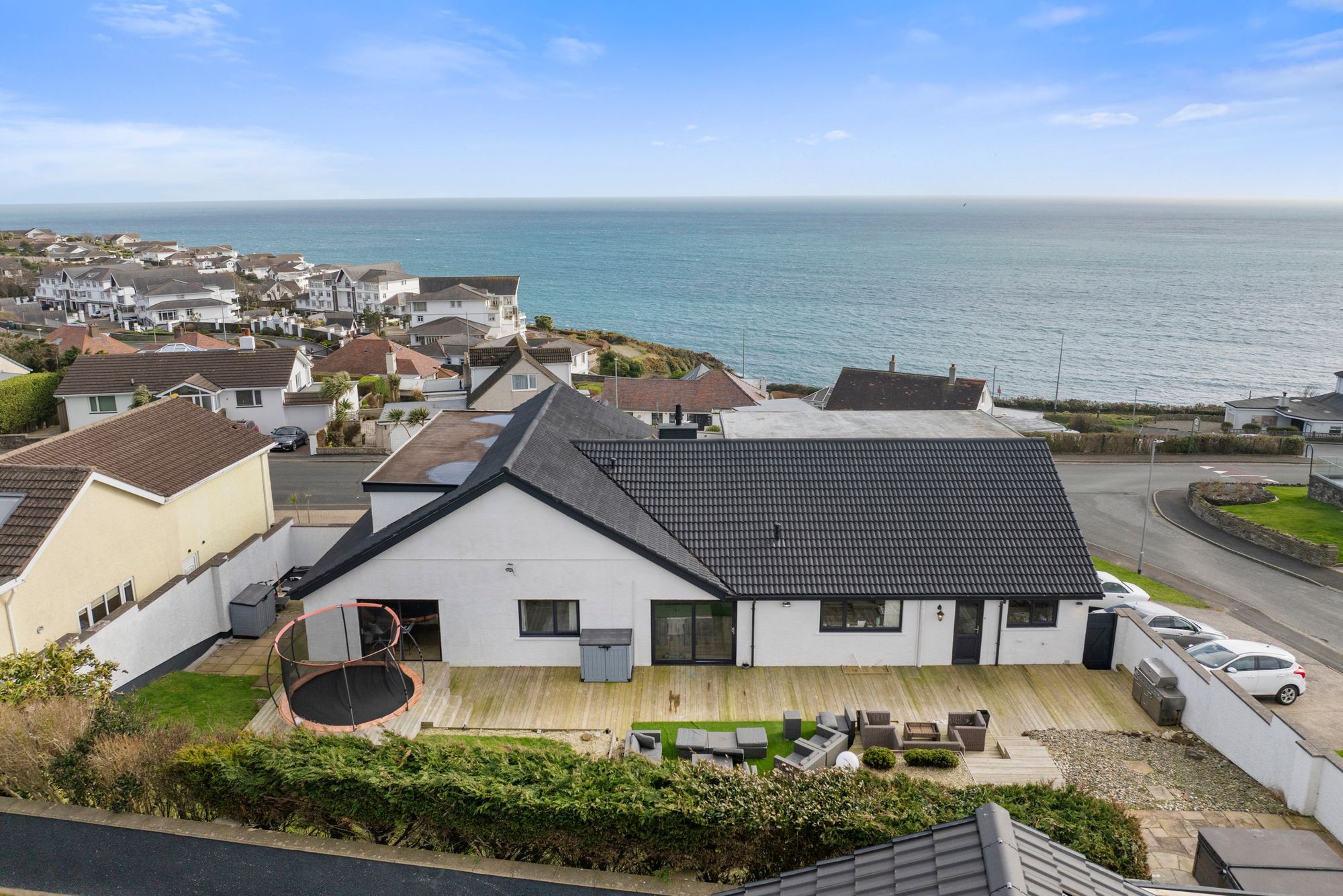 6 bed detached house for sale in Howe Road, Onchan, IM3. - Photo 2 of 3