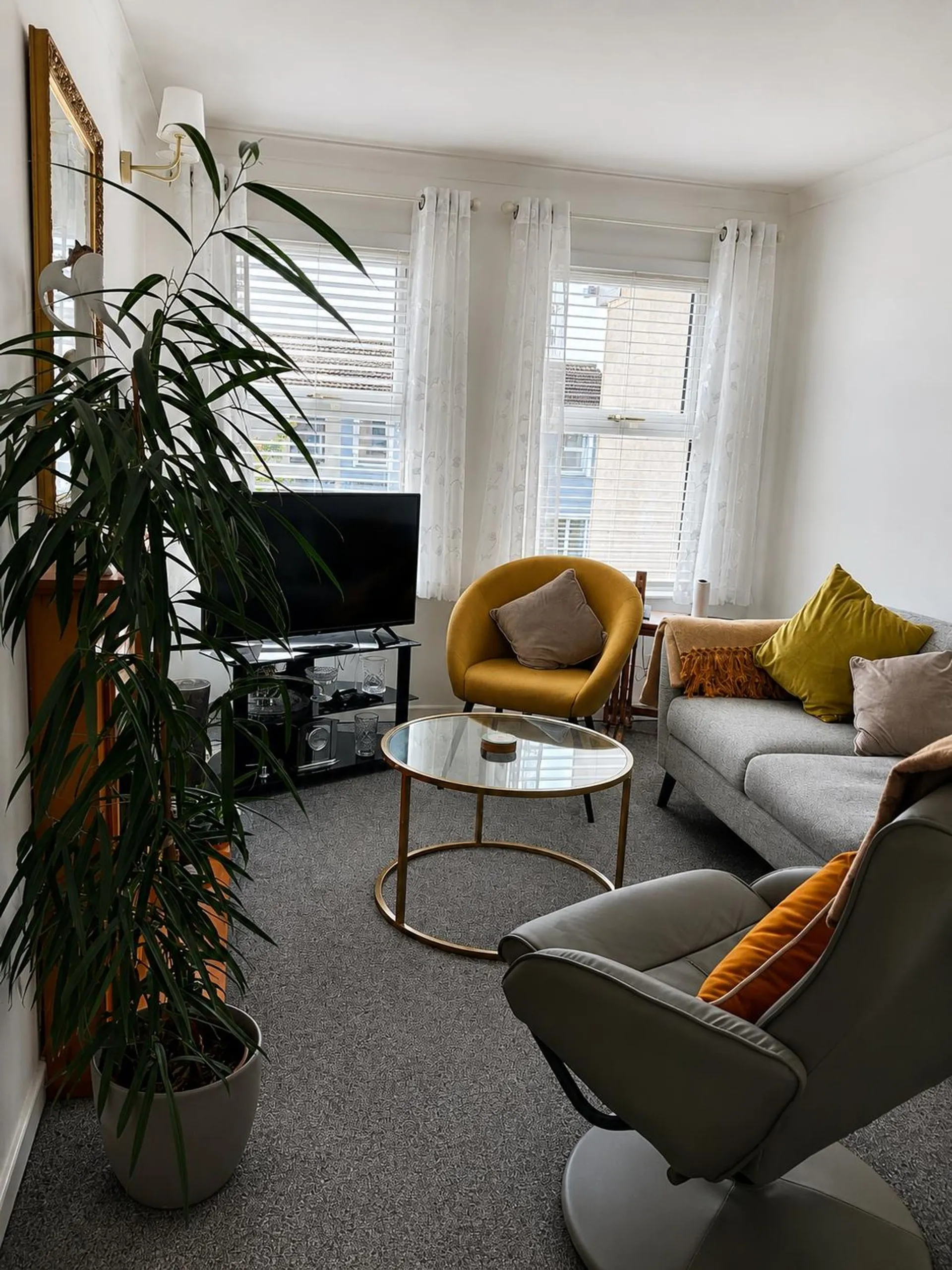 2 bed flat for sale in Maghergarran, Port Erin, IM9. - Photo 3 of 9