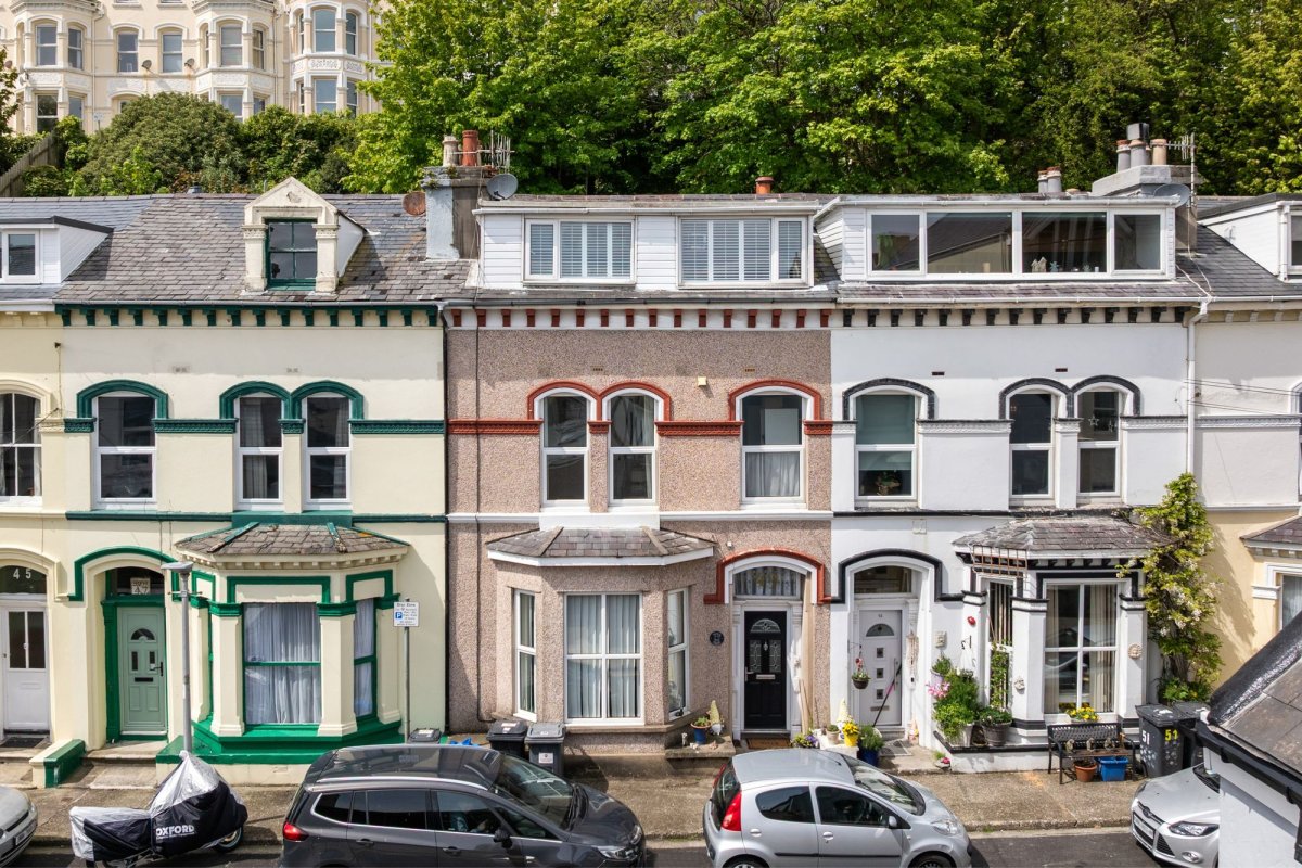 5 bed mid-terraced house for sale in Castlemona Avenue, Douglas, IM2.