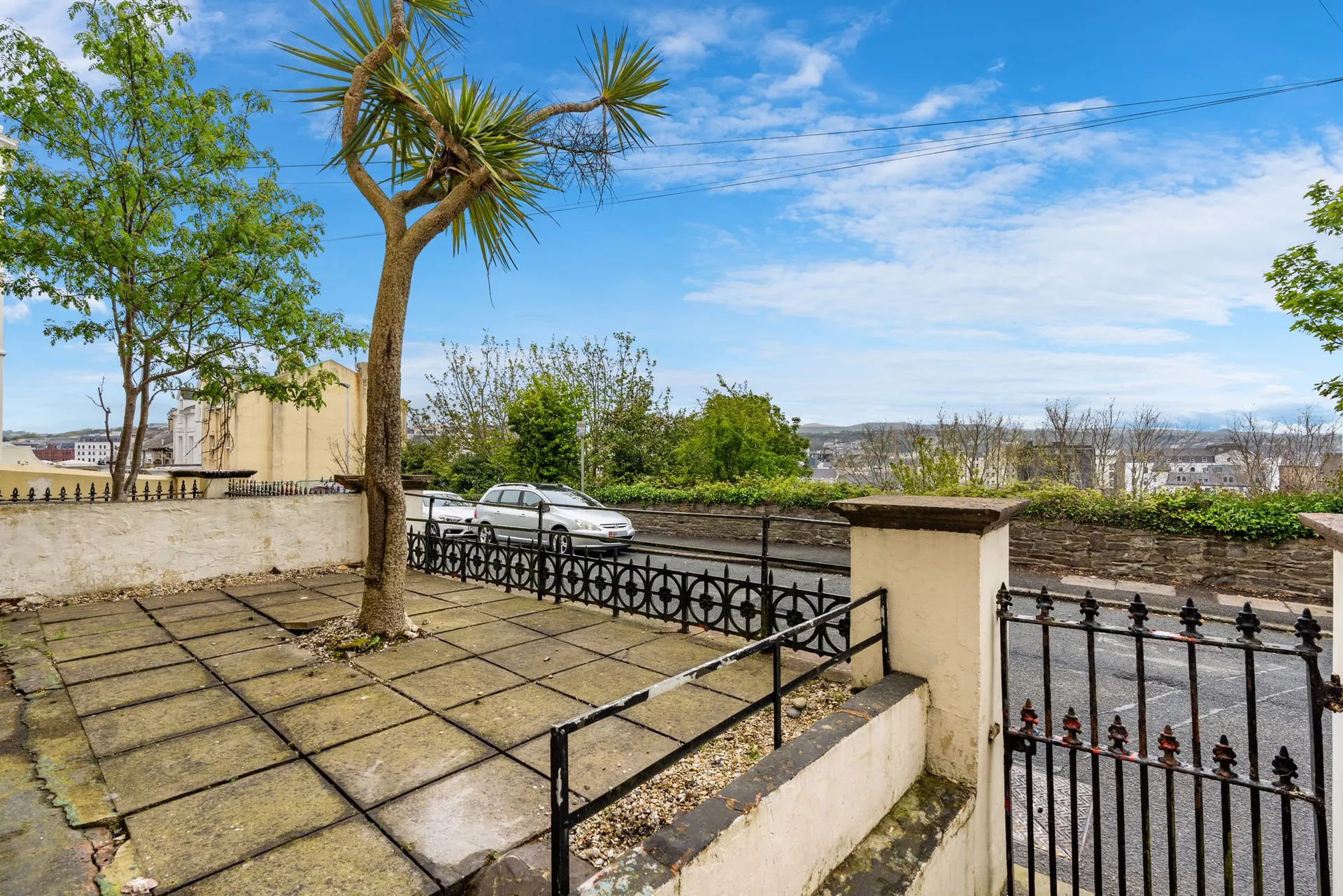 4 bed house for sale in Taubman Terrace, Douglas, IM1. - Photo 5 of 24