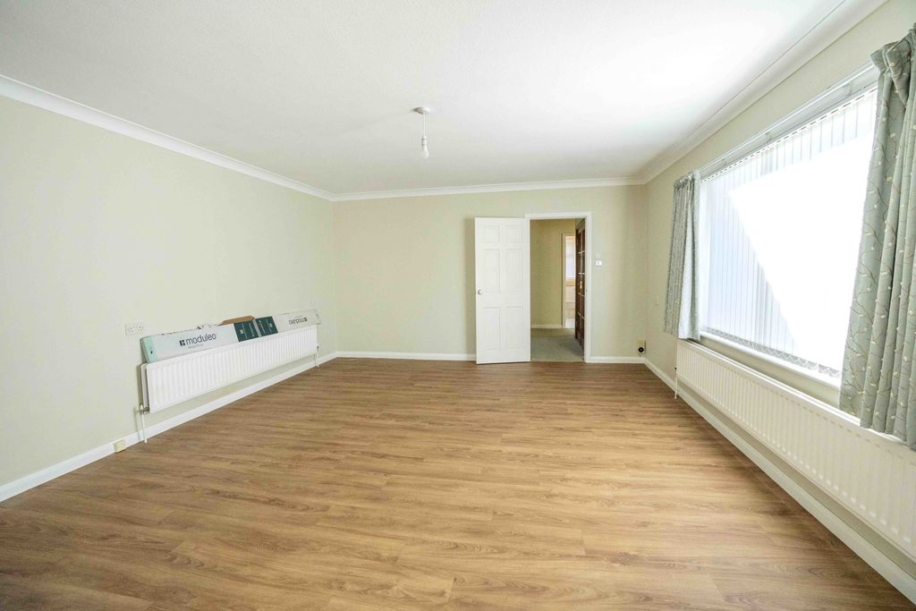 2 Homefield Park, Ballasalla IM9 2EL. - Photo 2 of 36