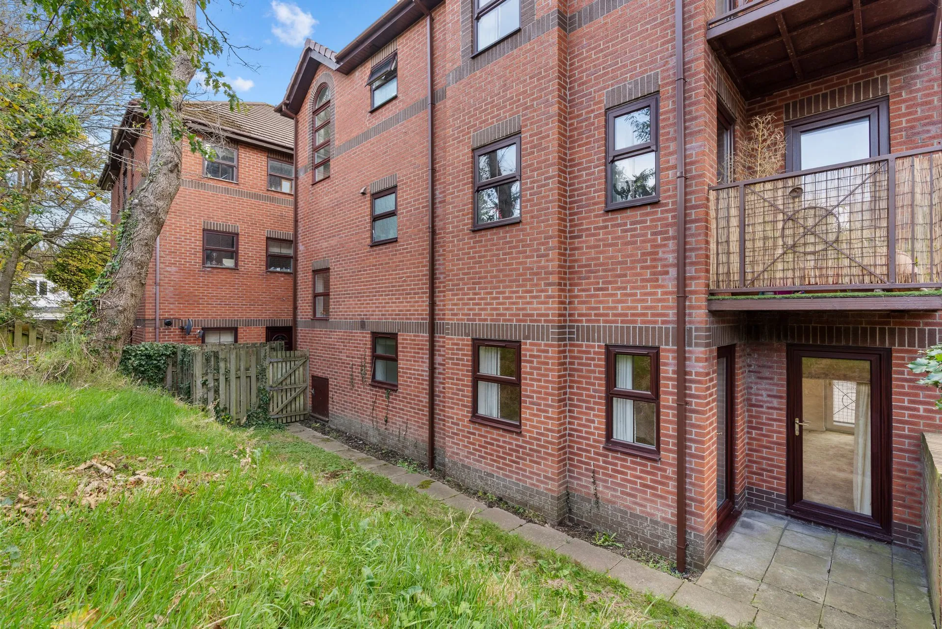 2 bed flat for sale in Empress Mews, Douglas, IM2. - Photo 5 of 14
