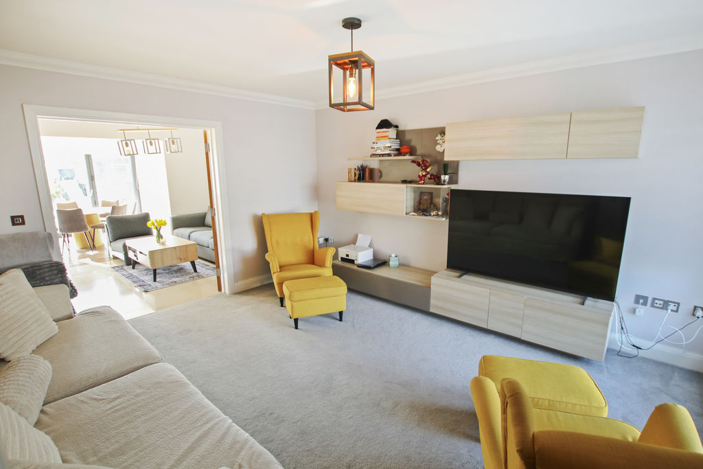 8 Kitterland Lane, Ballakilley, Port Erin IM9 6DX. - Photo 4 of 38
