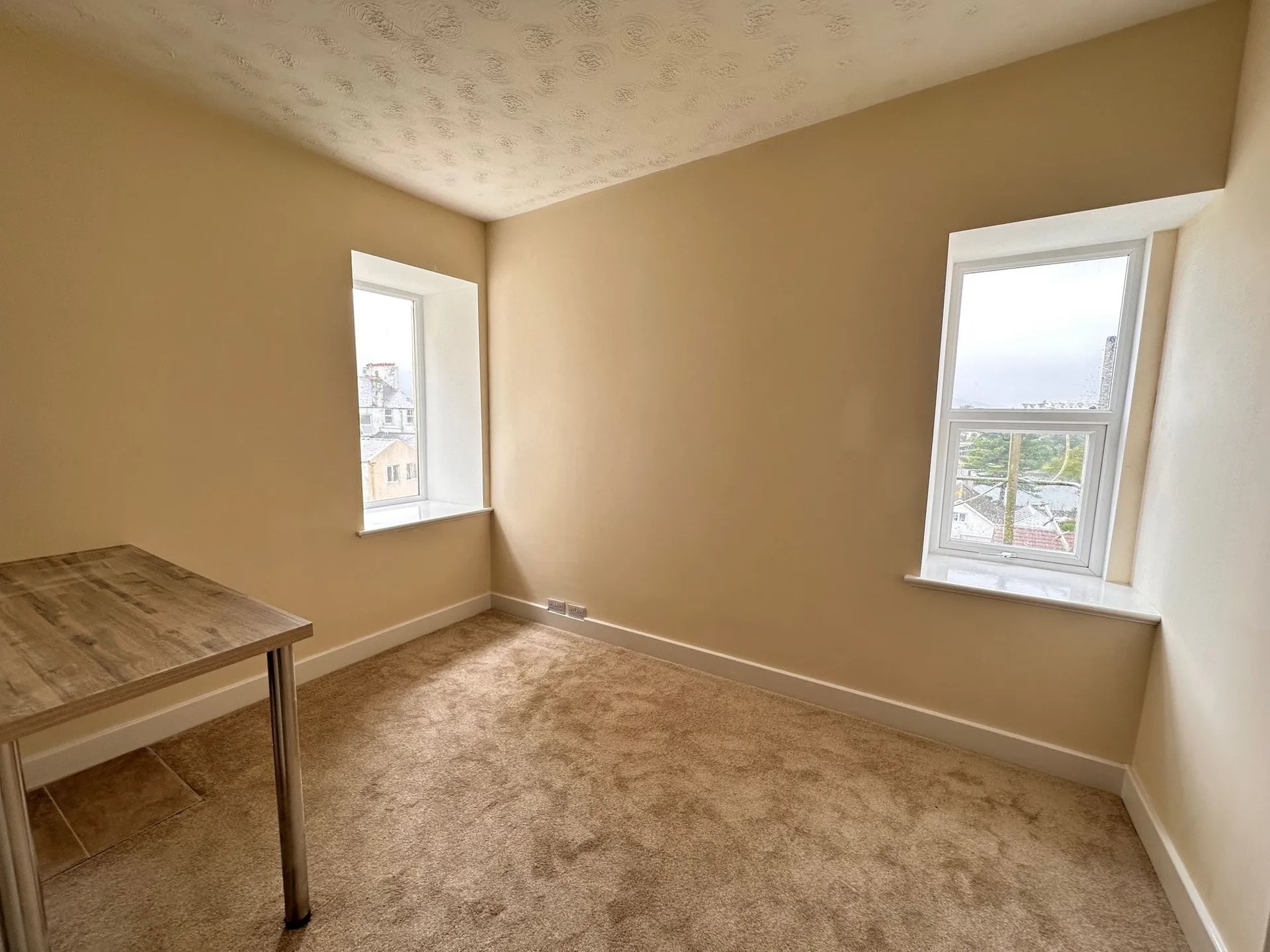 1 bed flat for sale in Mooragh Promenade, Ramsey, IM8. - Photo 2 of 10