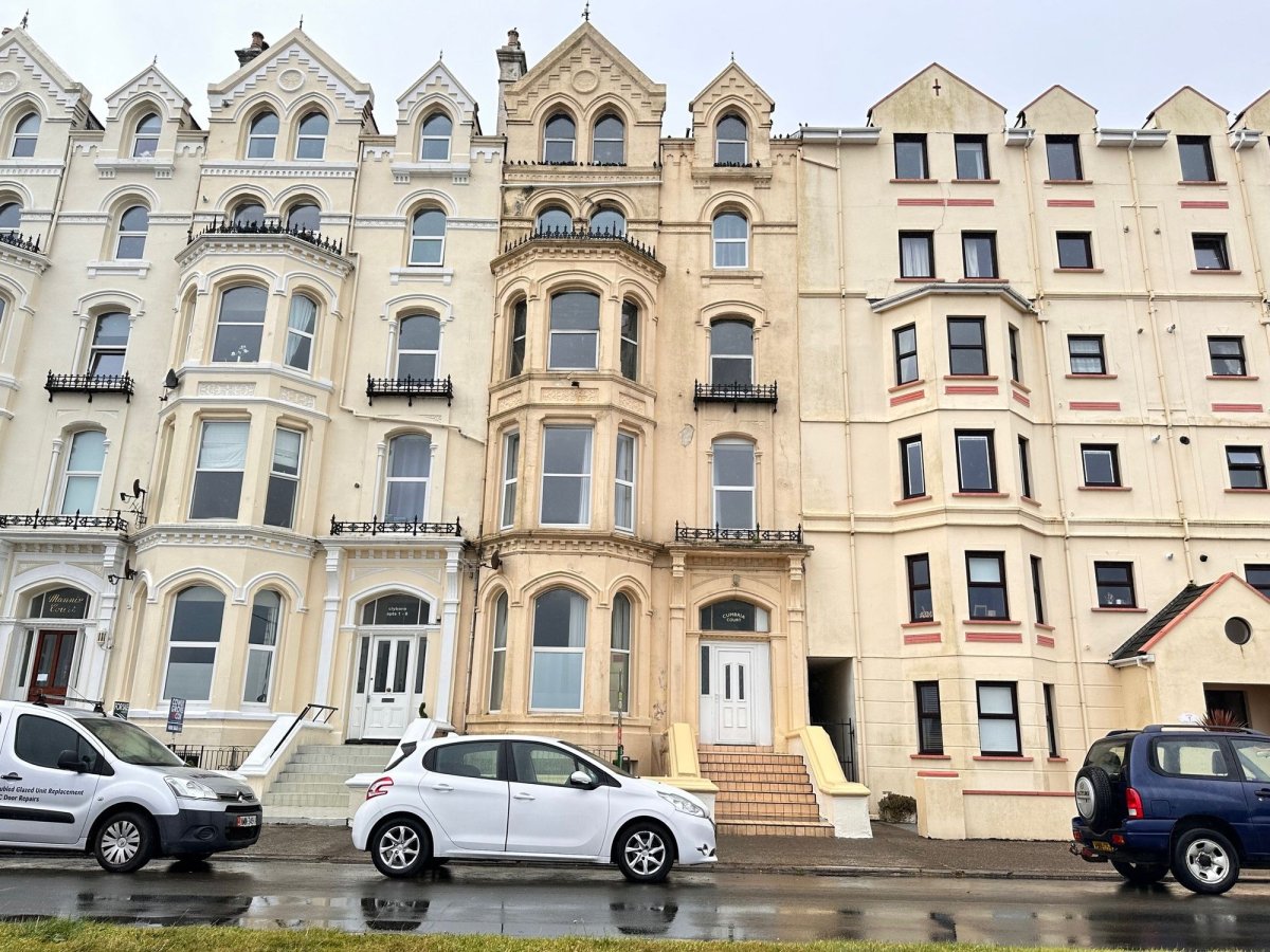 1 bed flat for sale in Mooragh Promenade, Ramsey, IM8.