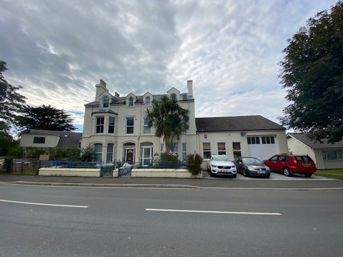 4 bed semi-detached town house for sale in Bircham Avenue, Ramsey, IM8.