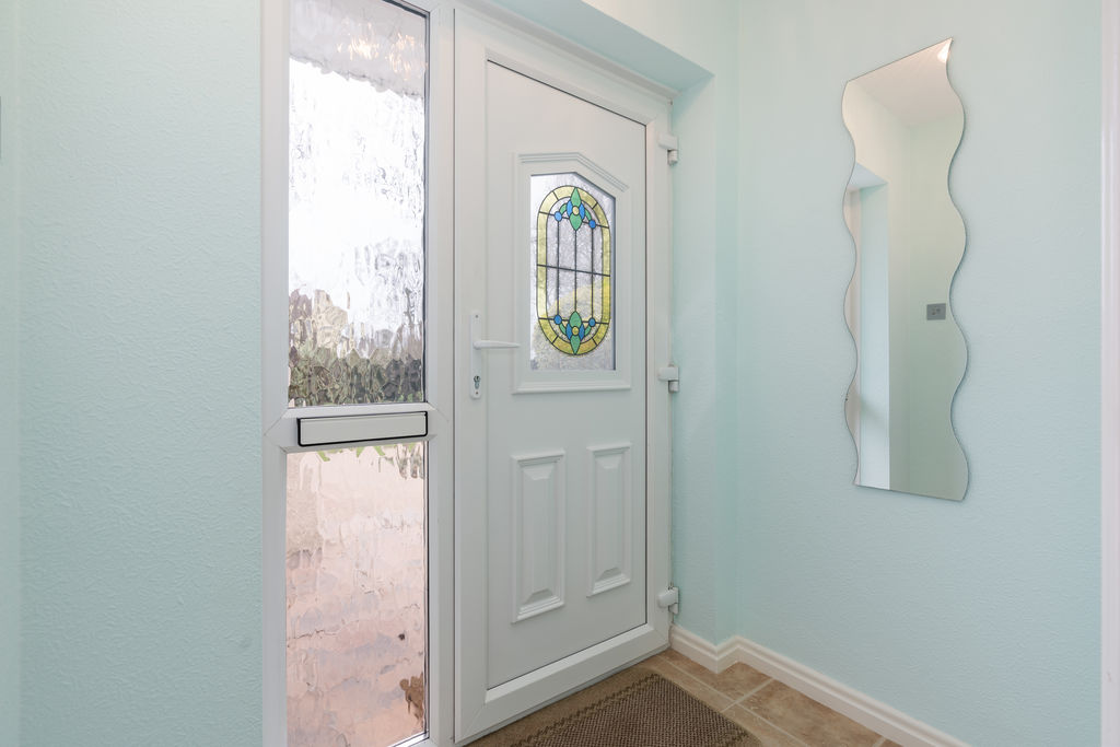 Flossmoor, 13 Thornhill Park, Ramsey IM8 3NA. - Photo 4 of 28
