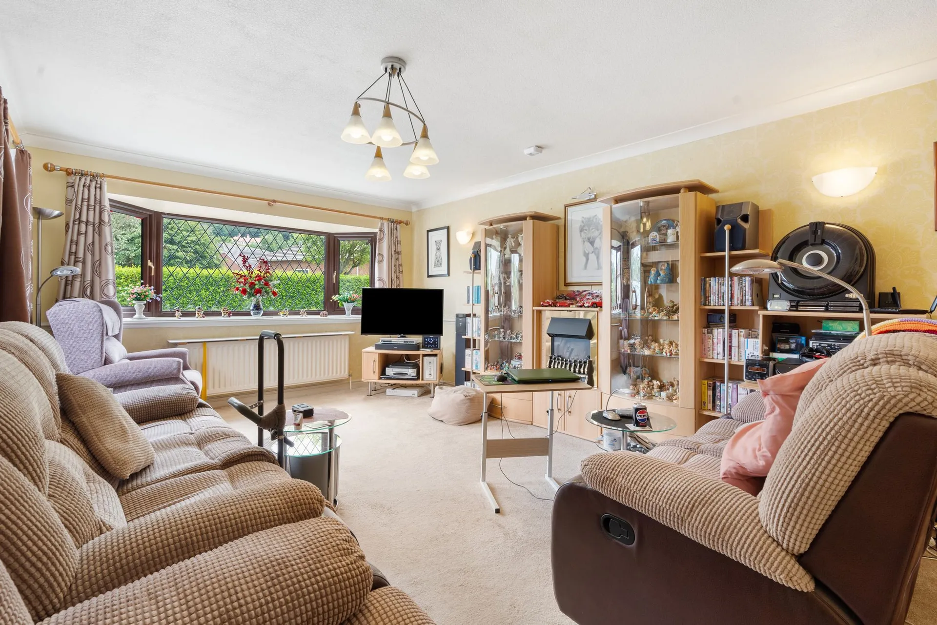 3 bed detached bungalow for sale in Barrule Park, Ramsey, IM8. - Photo 4 of 21