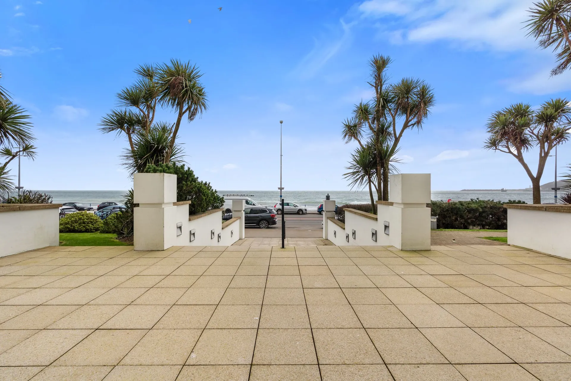 1 bed apartment for sale in Central Promenade, Douglas, IM2. - Photo 2 of 16