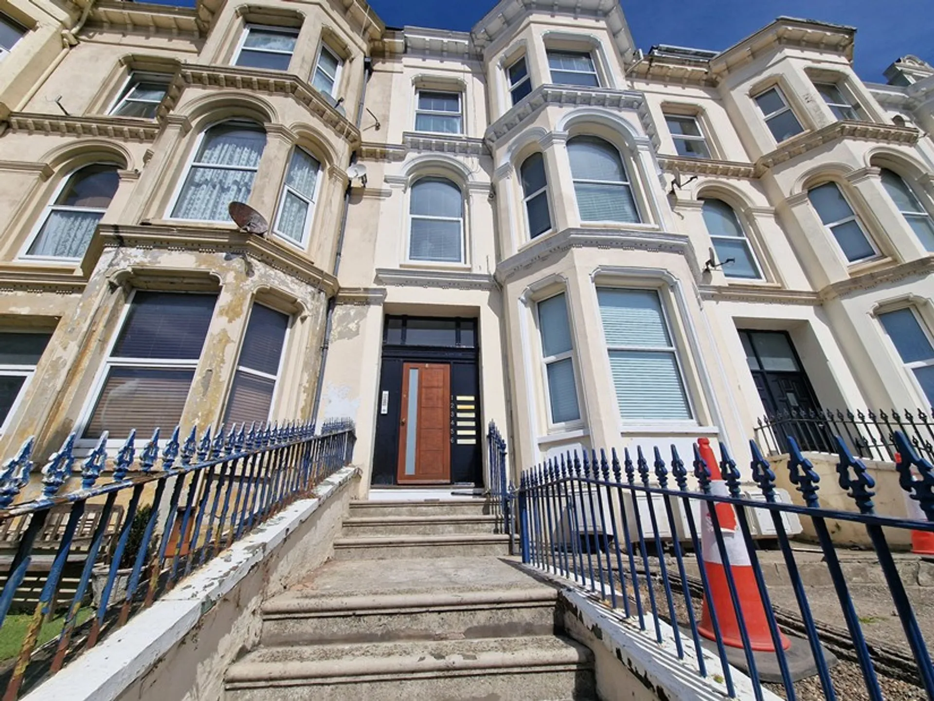 1 bed apartment for sale in Belmont Terrace, Douglas, IM1. - Photo 1 of 8