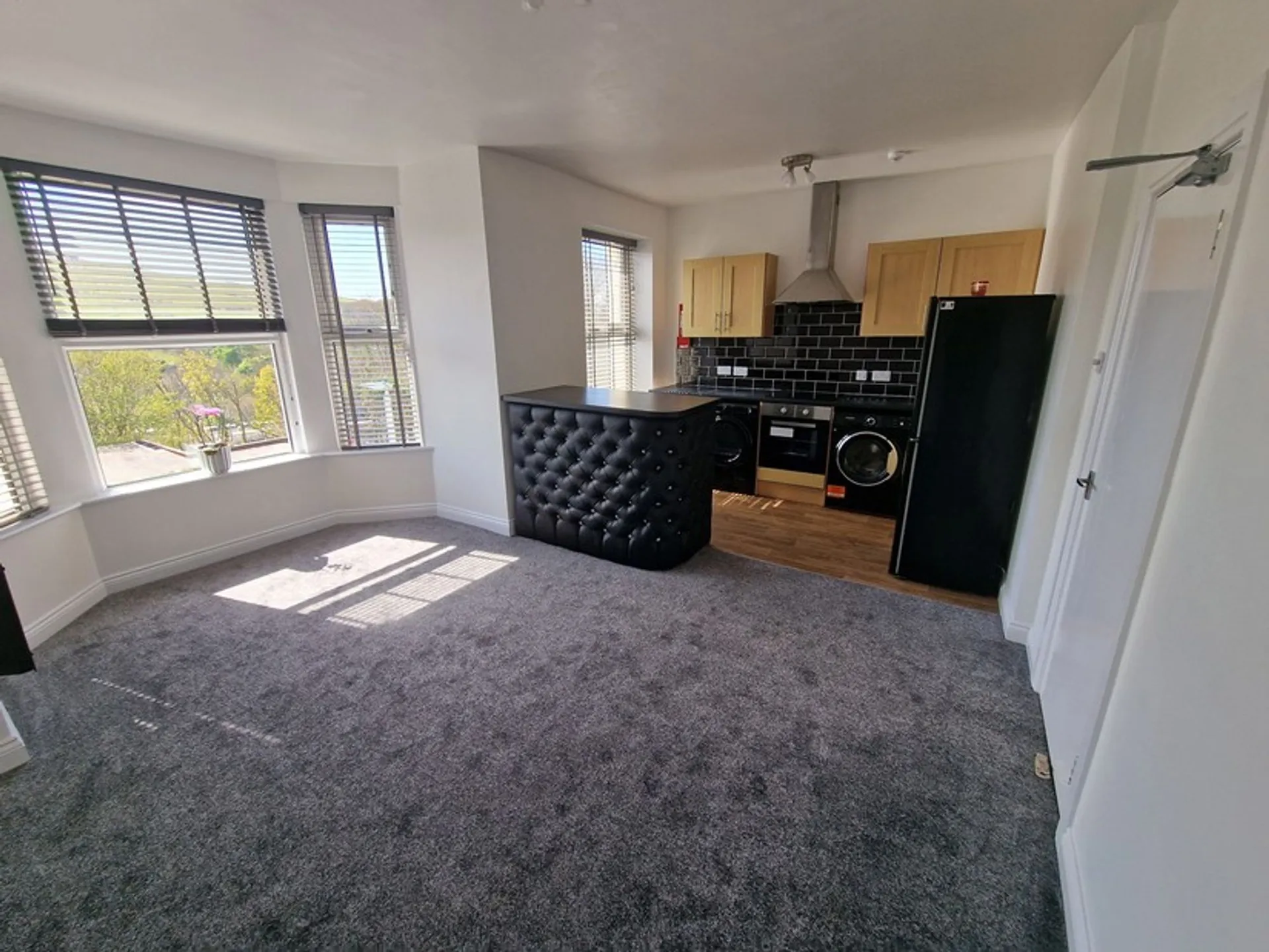 1 bed apartment for sale in Belmont Terrace, Douglas, IM1. - Photo 2 of 8