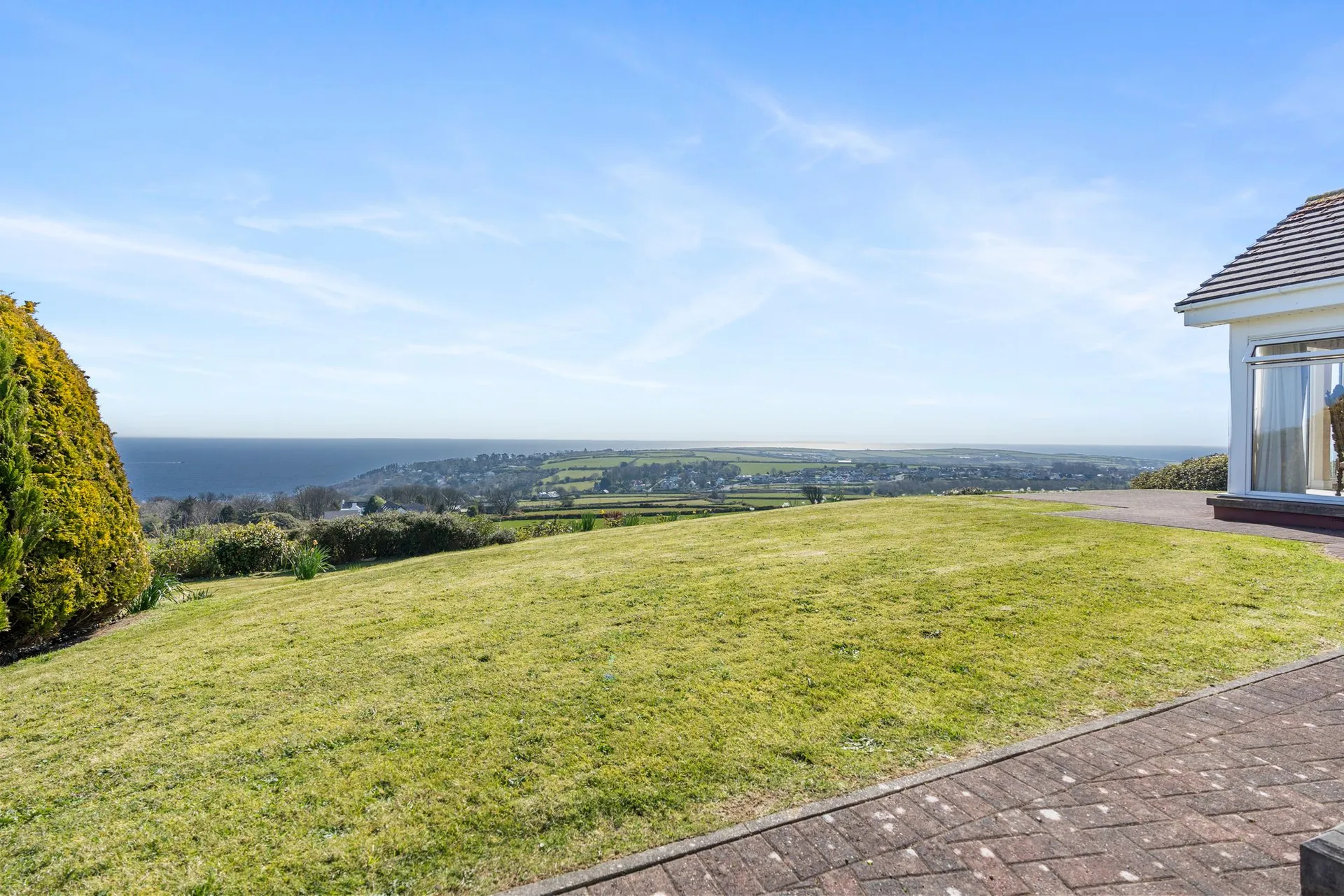 4 bed house for sale in Barroose Road, Baldrine, IM4. - Photo 5 of 38